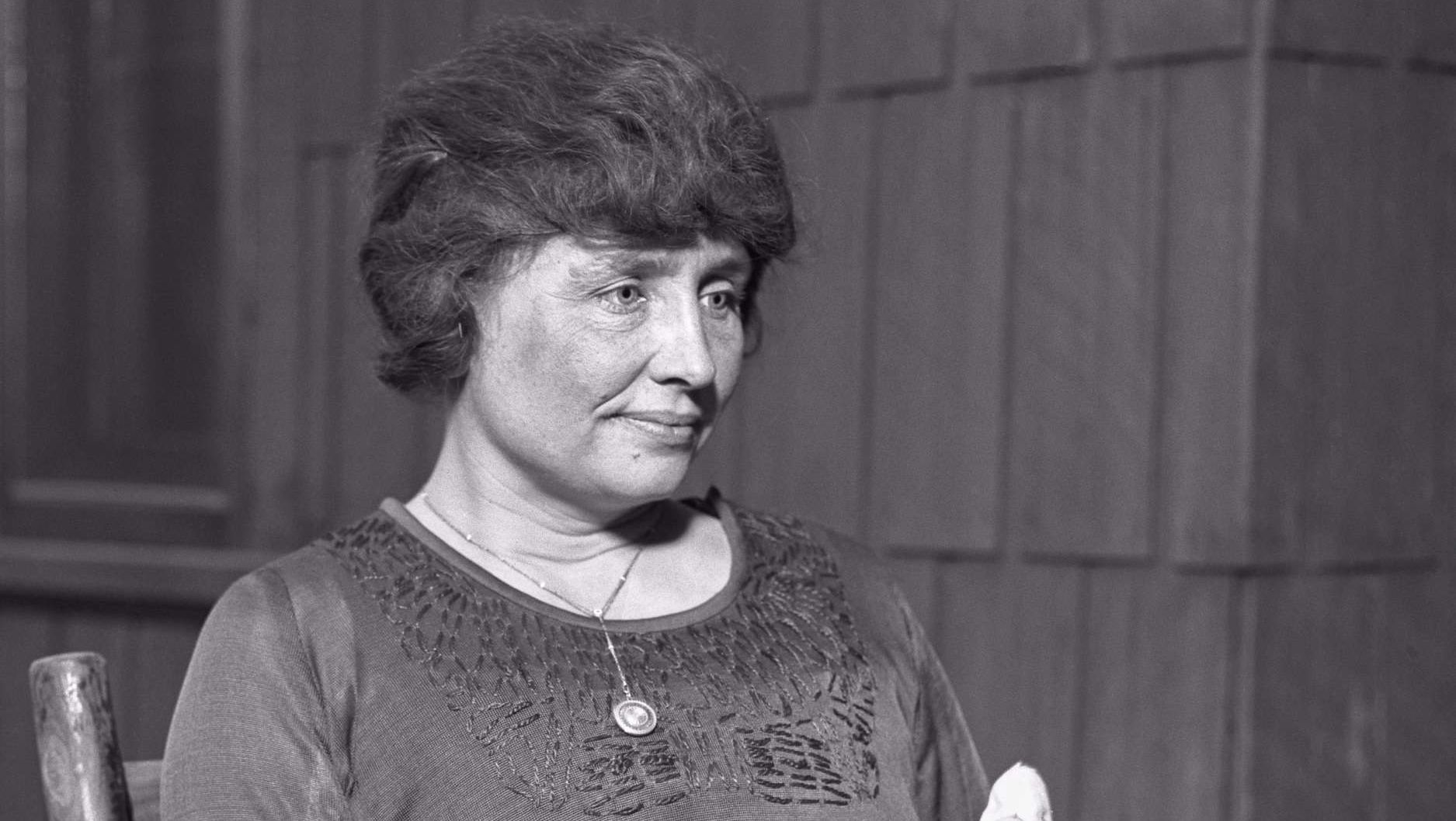 6 Sizes! Author /& Activist Hellen Keller with Teacher Anne Sullivan New Photo
