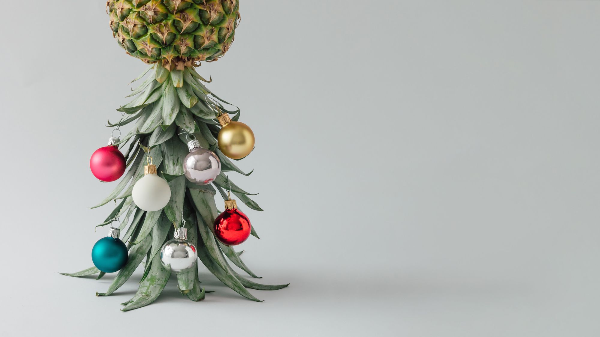 Don T Have Space For A Christmas Tree Decorate A Pineapple