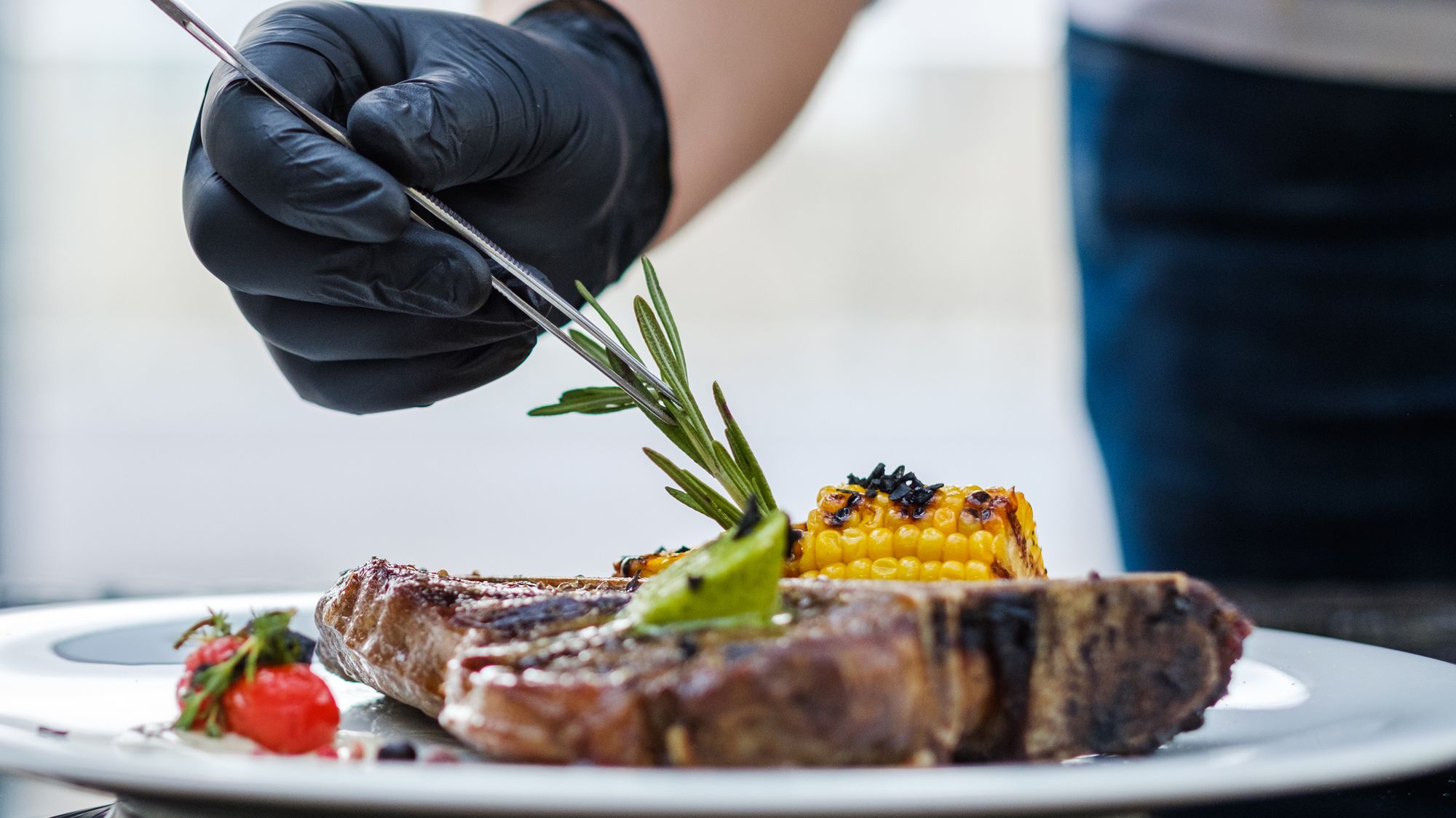 14 Behind-the-Scenes Secrets of Hollywood Food Stylists | Mental Floss