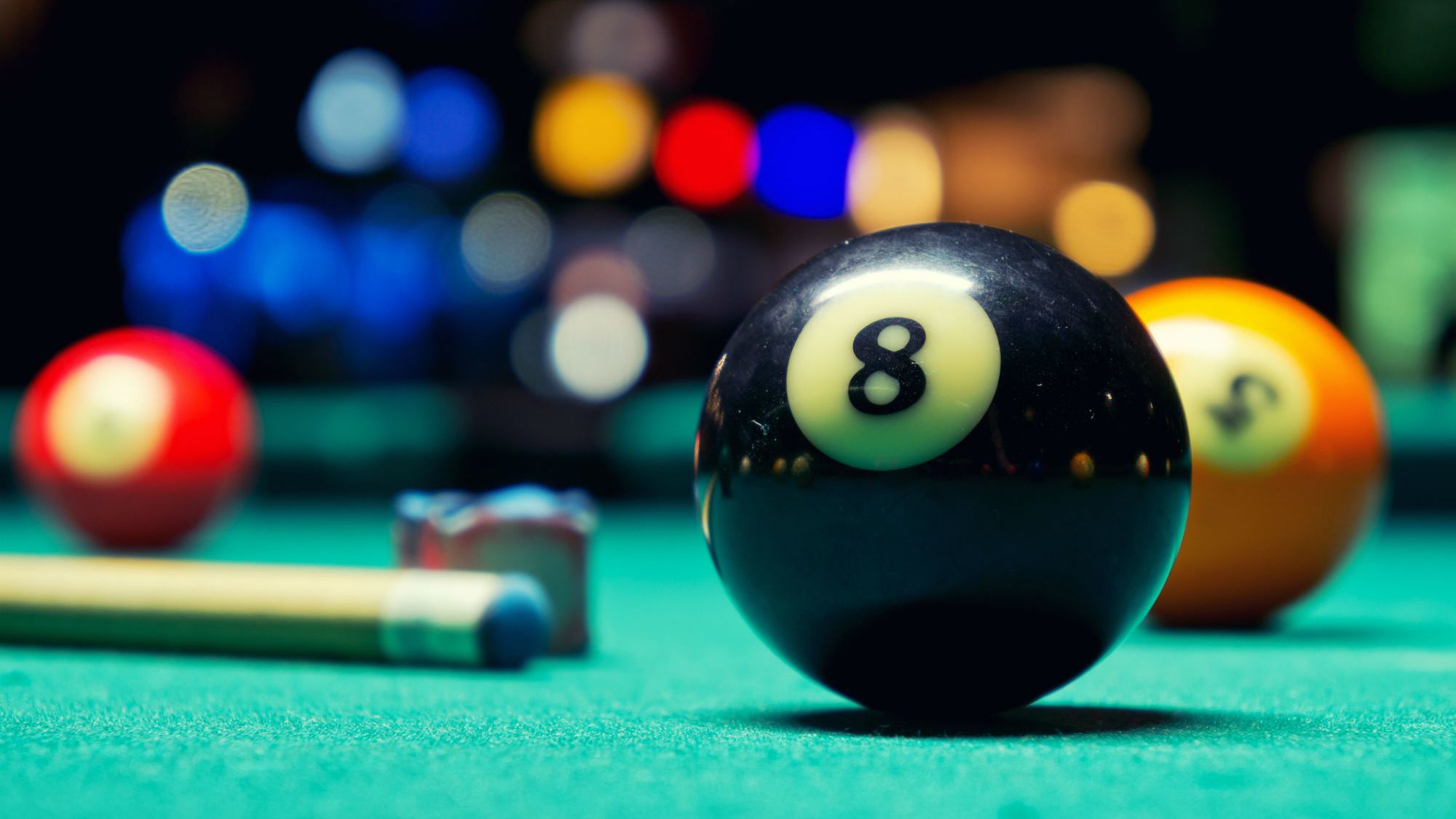 Difference Between Pool and Billiards 