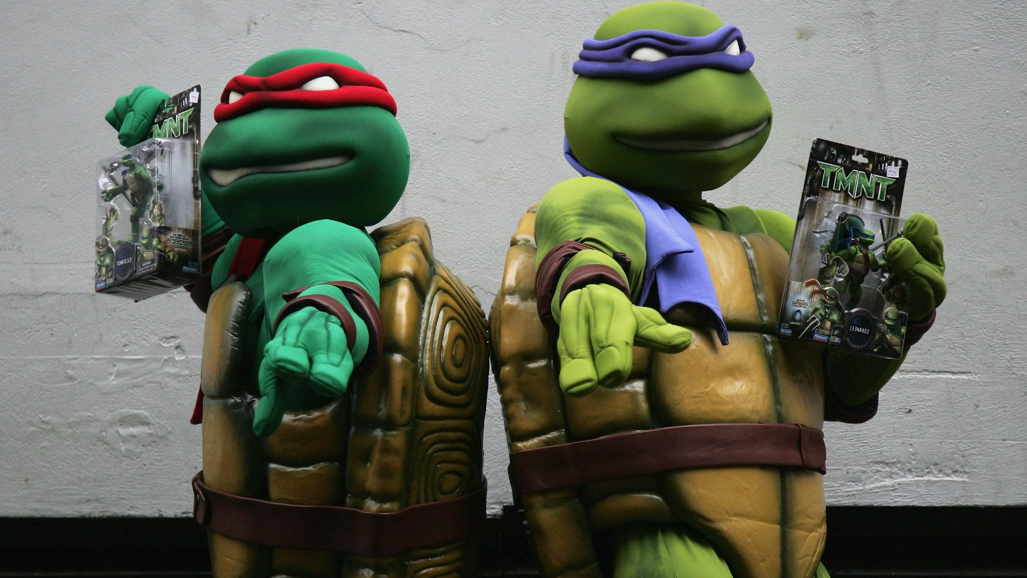 rise of the tmnt 4 voice actors and 4 turtles