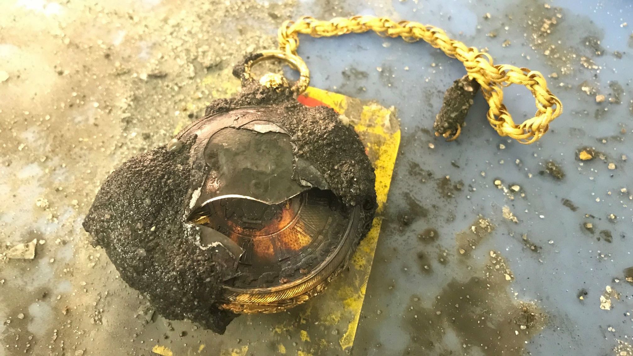 Gold Artifacts Discovered in 19th-Century Shipwreck That Was the