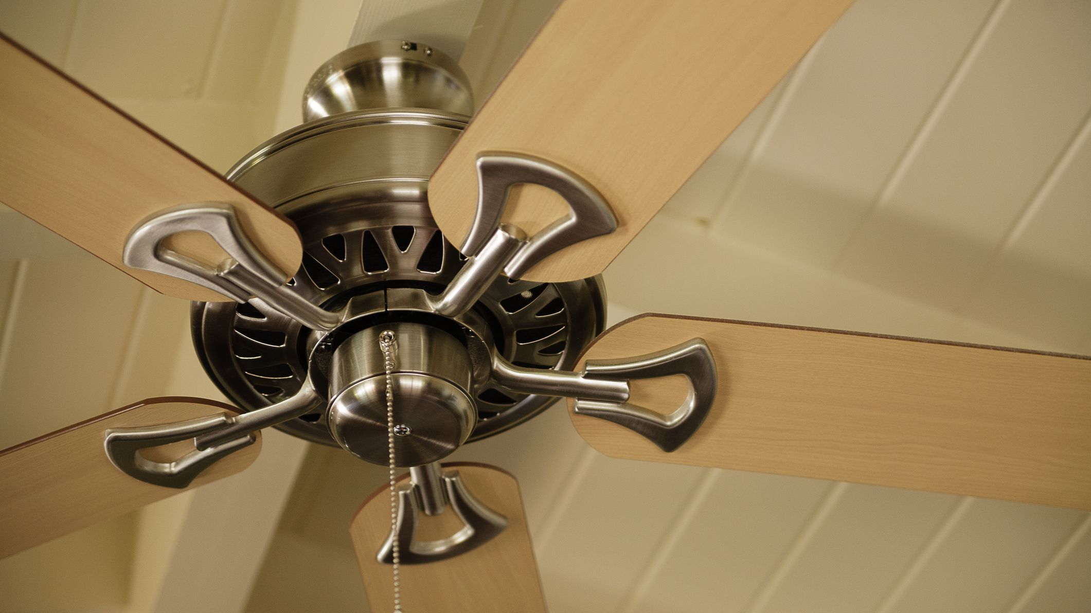 ceiling fan clockwise
