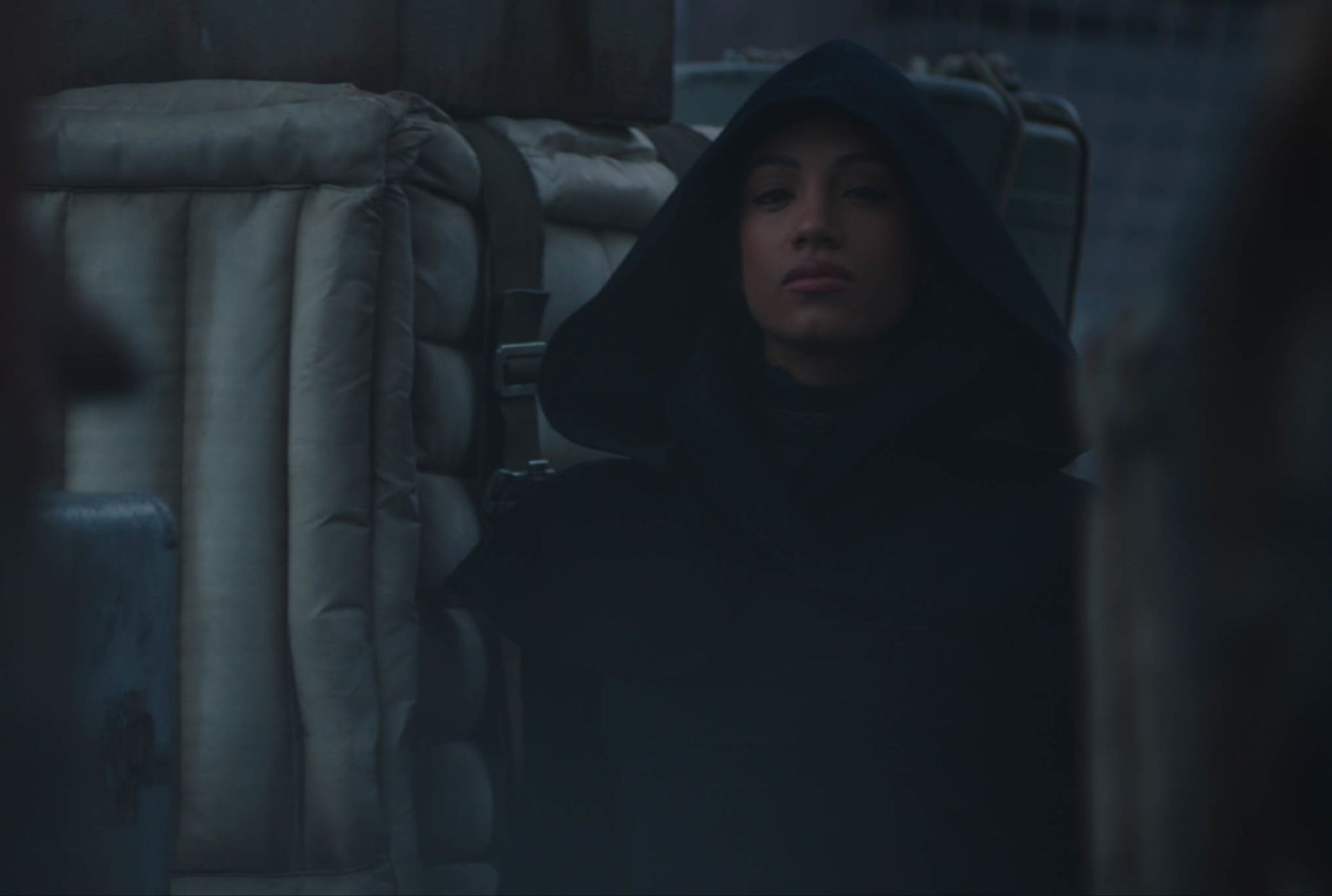 Who Is The Hooded Figure In The New The Mandalorian Trailer Mental Floss