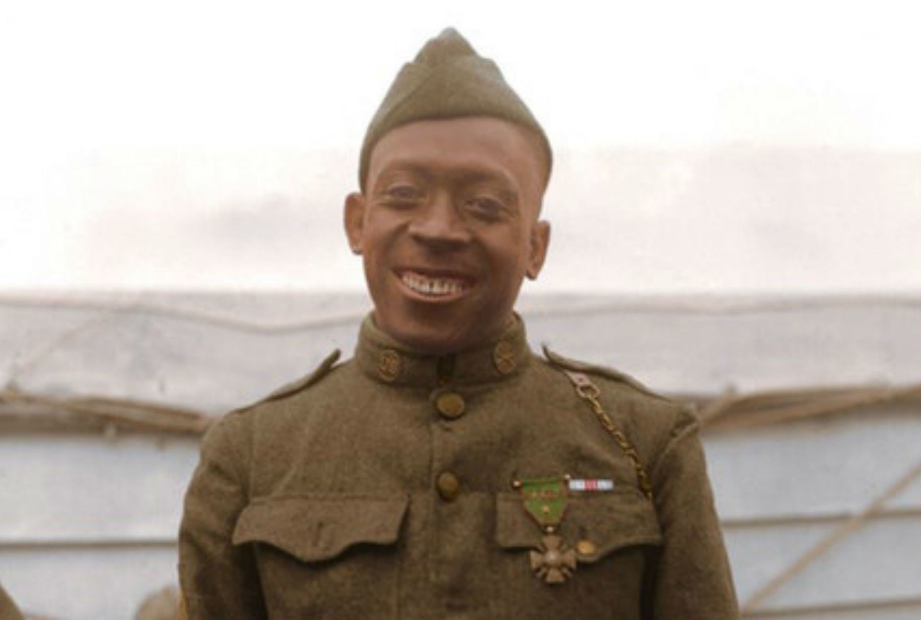 Henry Johnson The One Man Army Who Fought Off Dozens Of German Soldiers During World War I Mental Floss Henry Johnson The One Man Army Who Fought Off Dozens Of German Soldiers During World War I Mental Floss