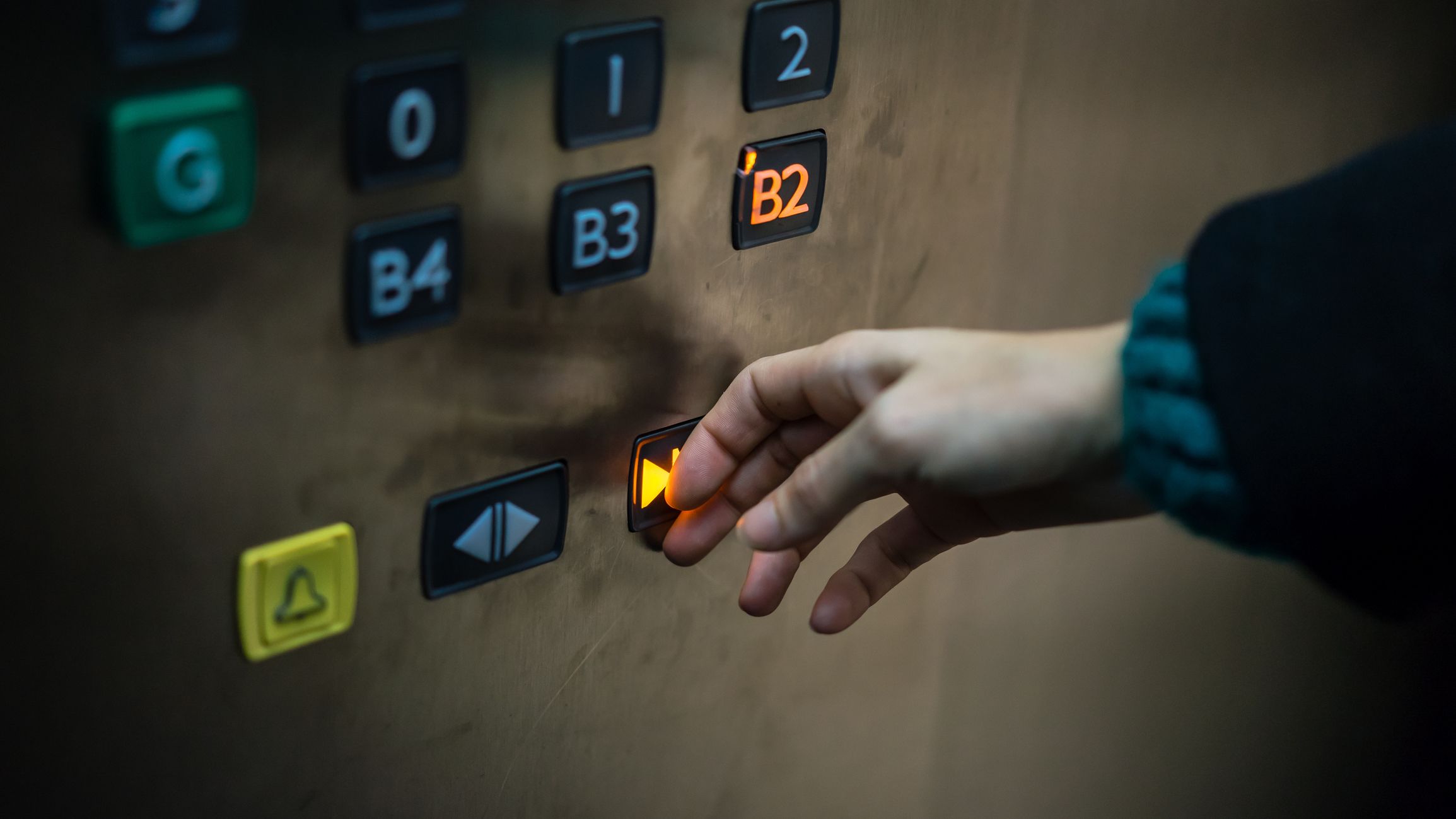 Do Close Door Buttons In Elevators Actually Do Anything