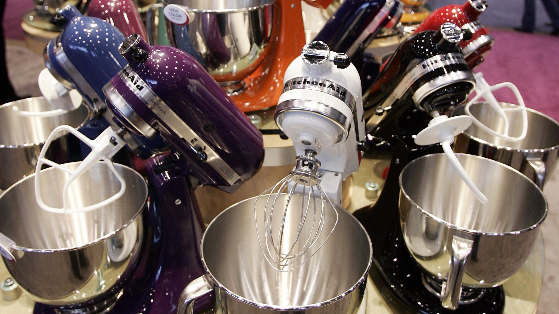 Now's the Best Time to Buy a KitchenAid Stand Mixer | Mental Floss
