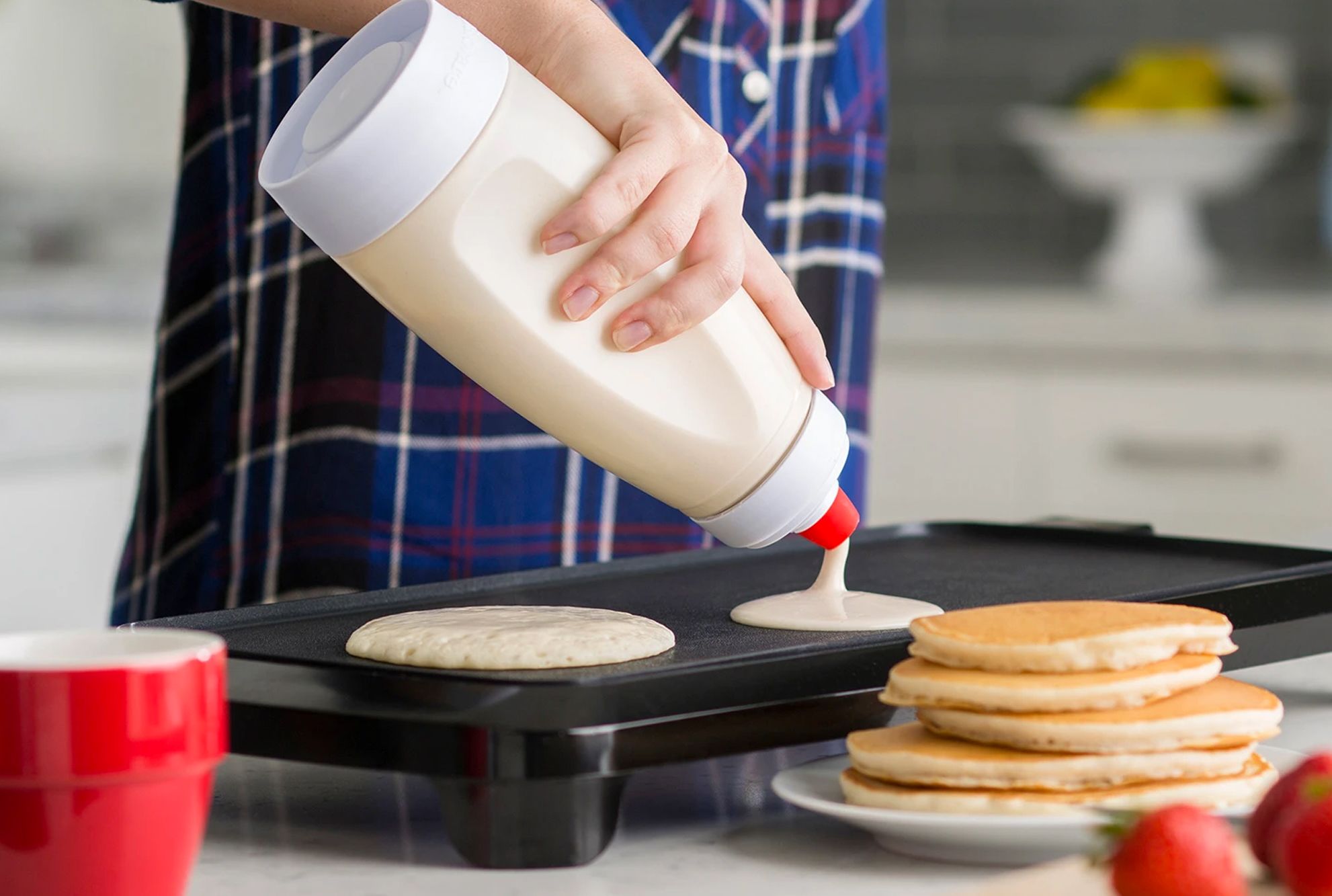Whiskware pancake batter mixer clearance