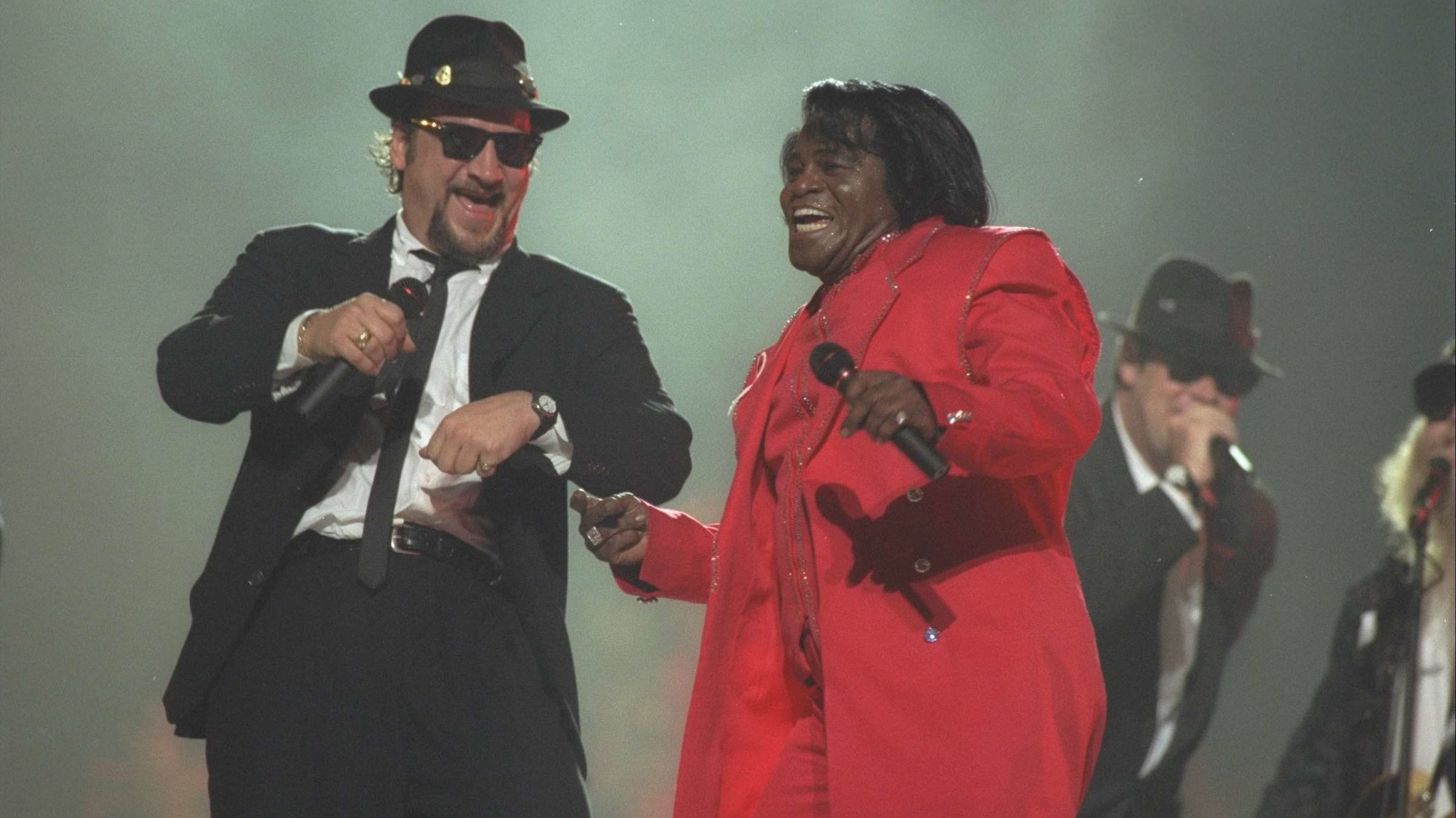 Weird Super Bowl Halftime Performers Mental Floss