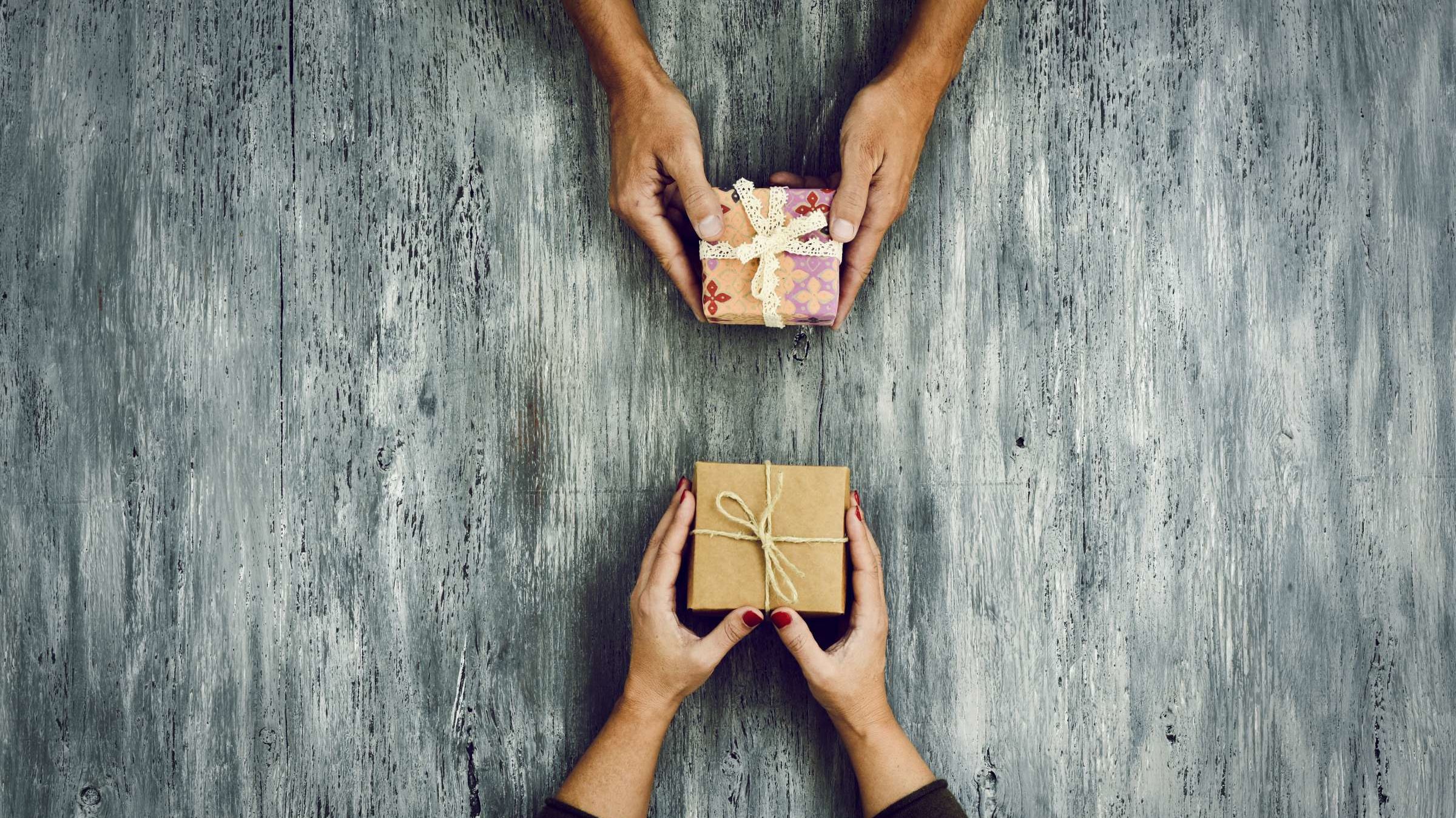 Don T Be Fooled By Facebook S Secret Sister Gift Exchange Scam Authorities Warn Mental Floss Don T Be Fooled By Facebook S Secret Sister Gift Exchange Scam Authorities Warn Mental Floss