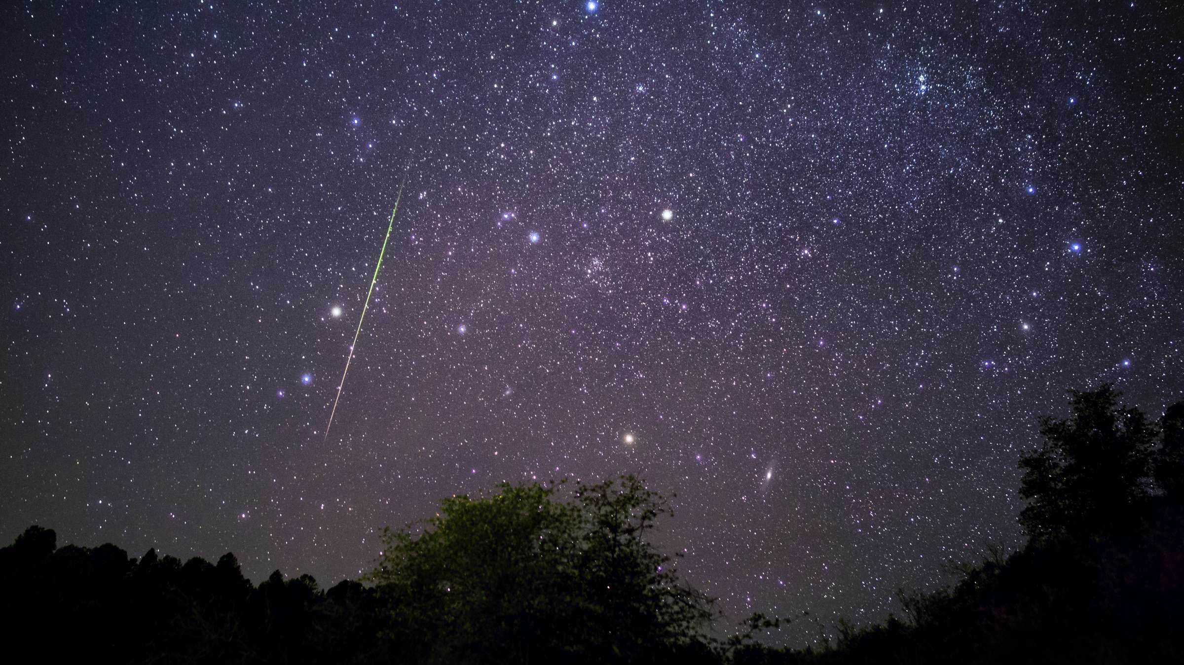 The Leonid Meteor Shower Peaks This Weekend—Here's the Best Way to