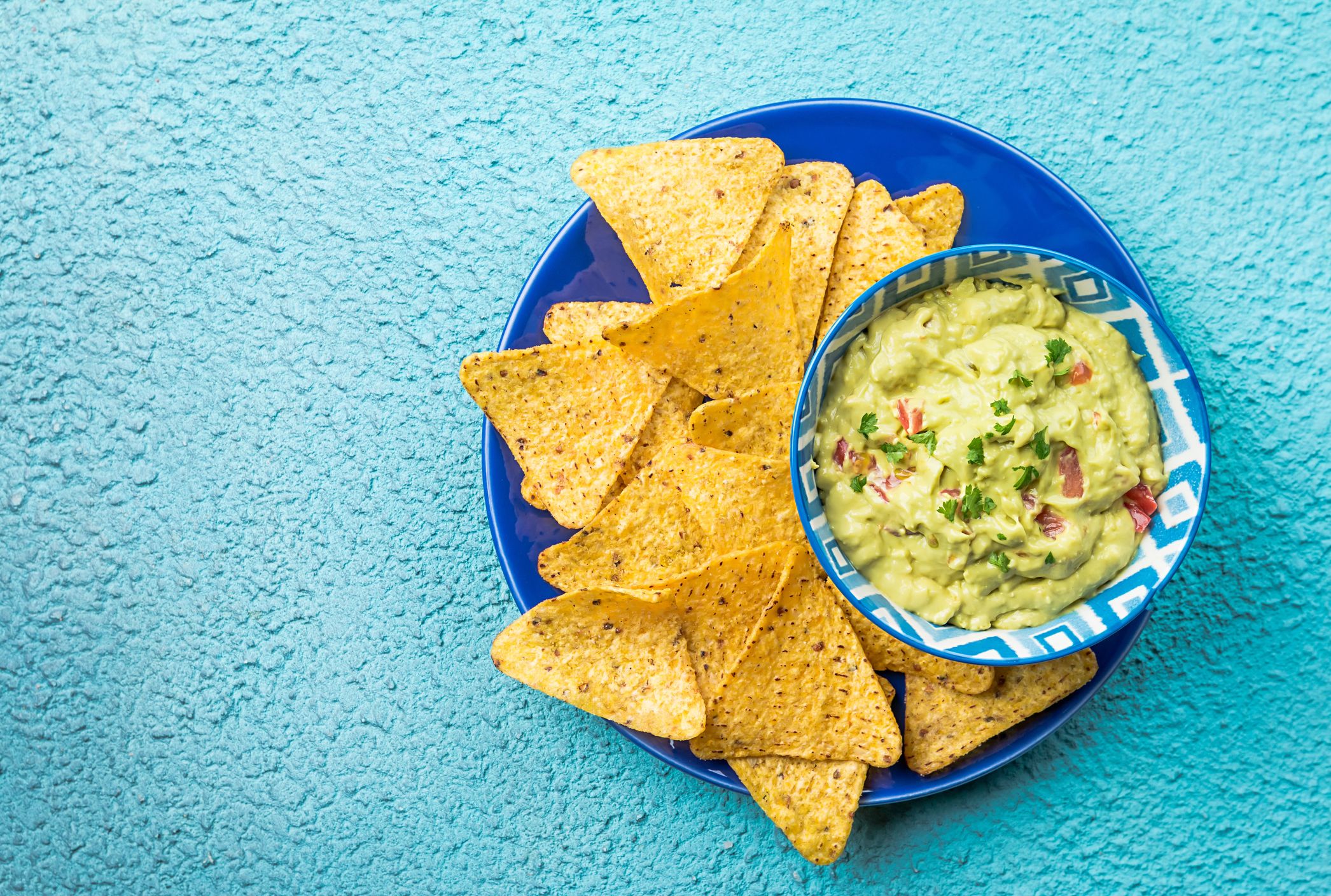 How To Keep Guac From Browning Apr 27, 2018 · how to keep avocado