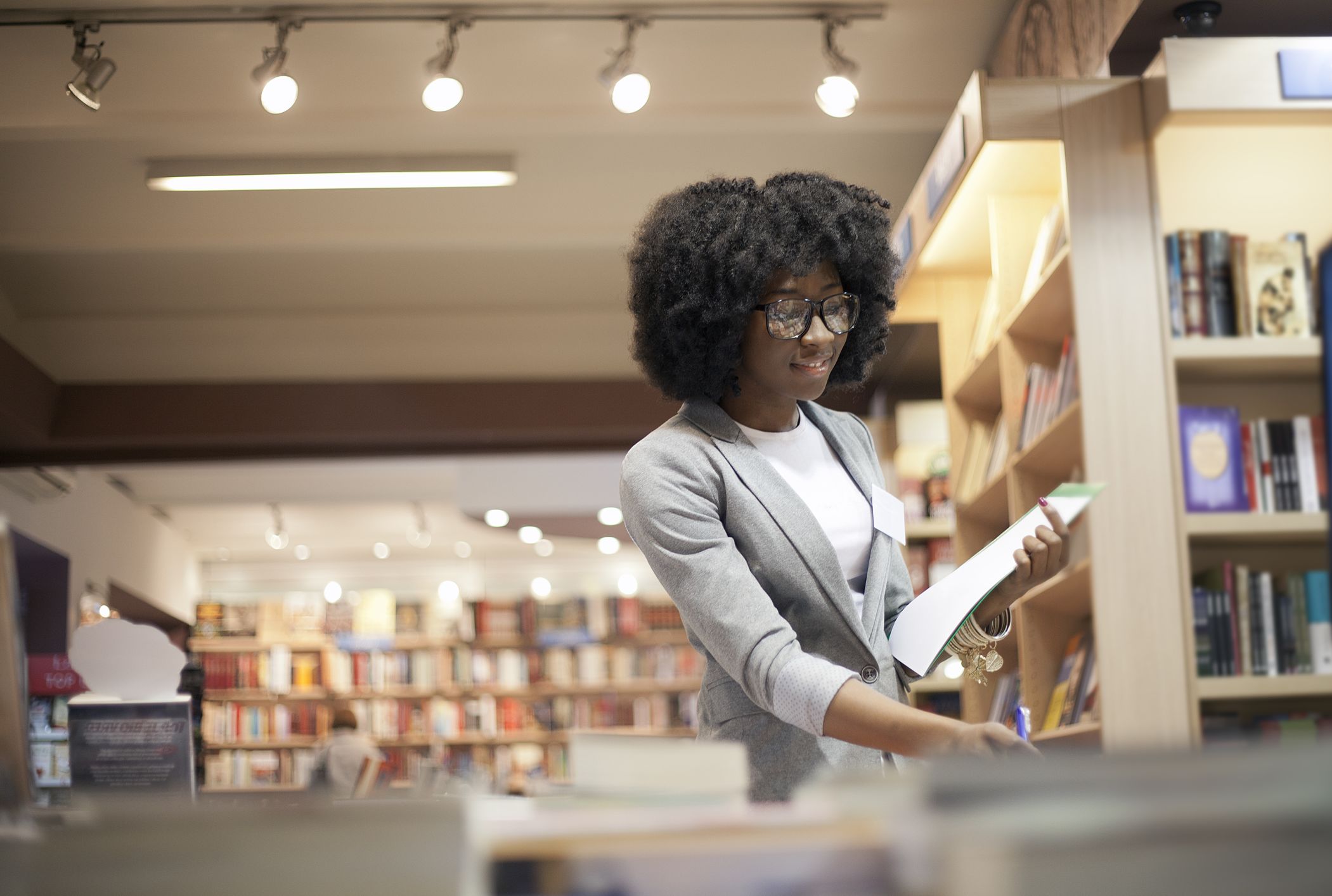 17 Behind The Scenes Secrets Of Bookstores Mental Floss