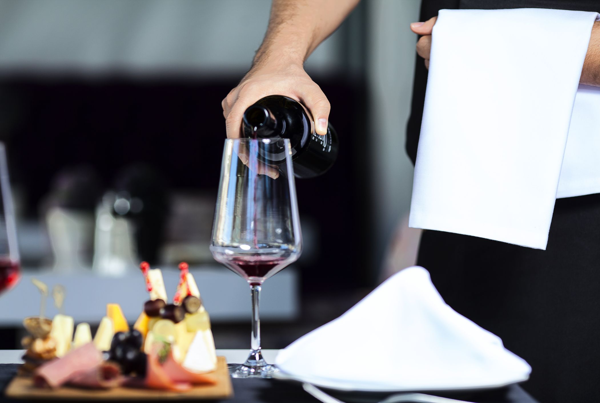 Is There Any Point In Letting Red Wine Breathe Mental Floss