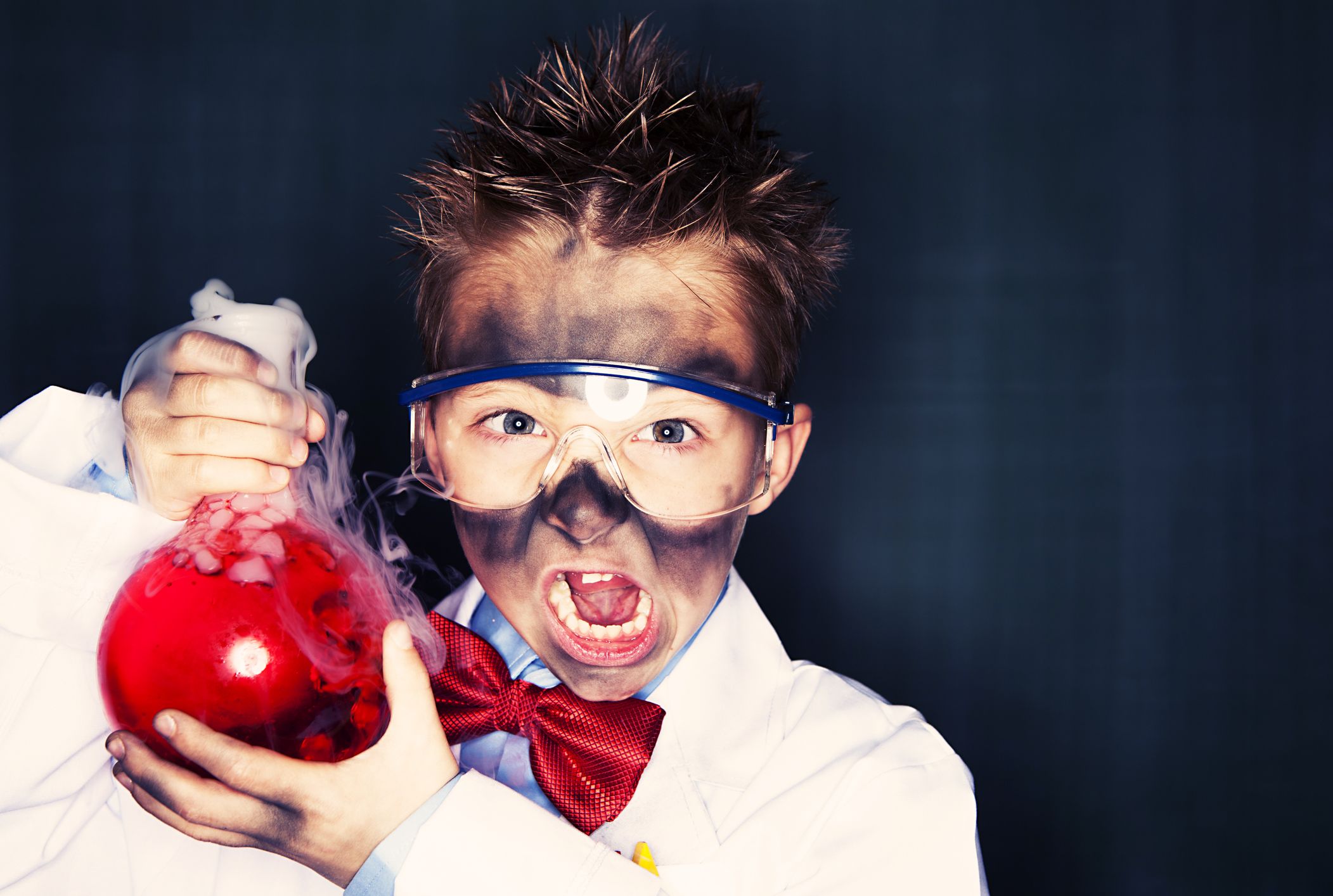 discovery kids chemistry lab kit 80 experiments