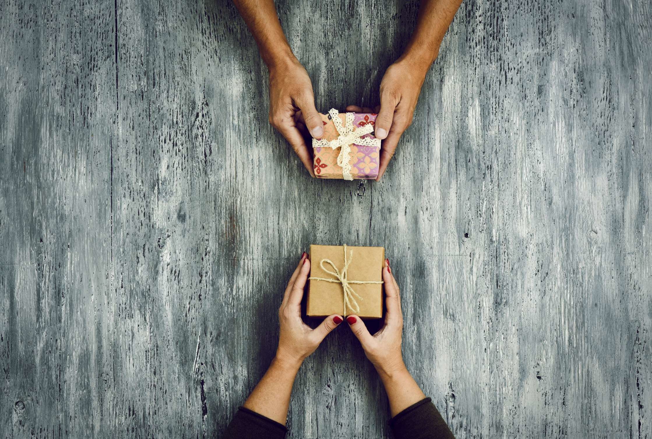 Don't Be Fooled By Facebook's 'Secret Sister' Gift Exchange Scam ...