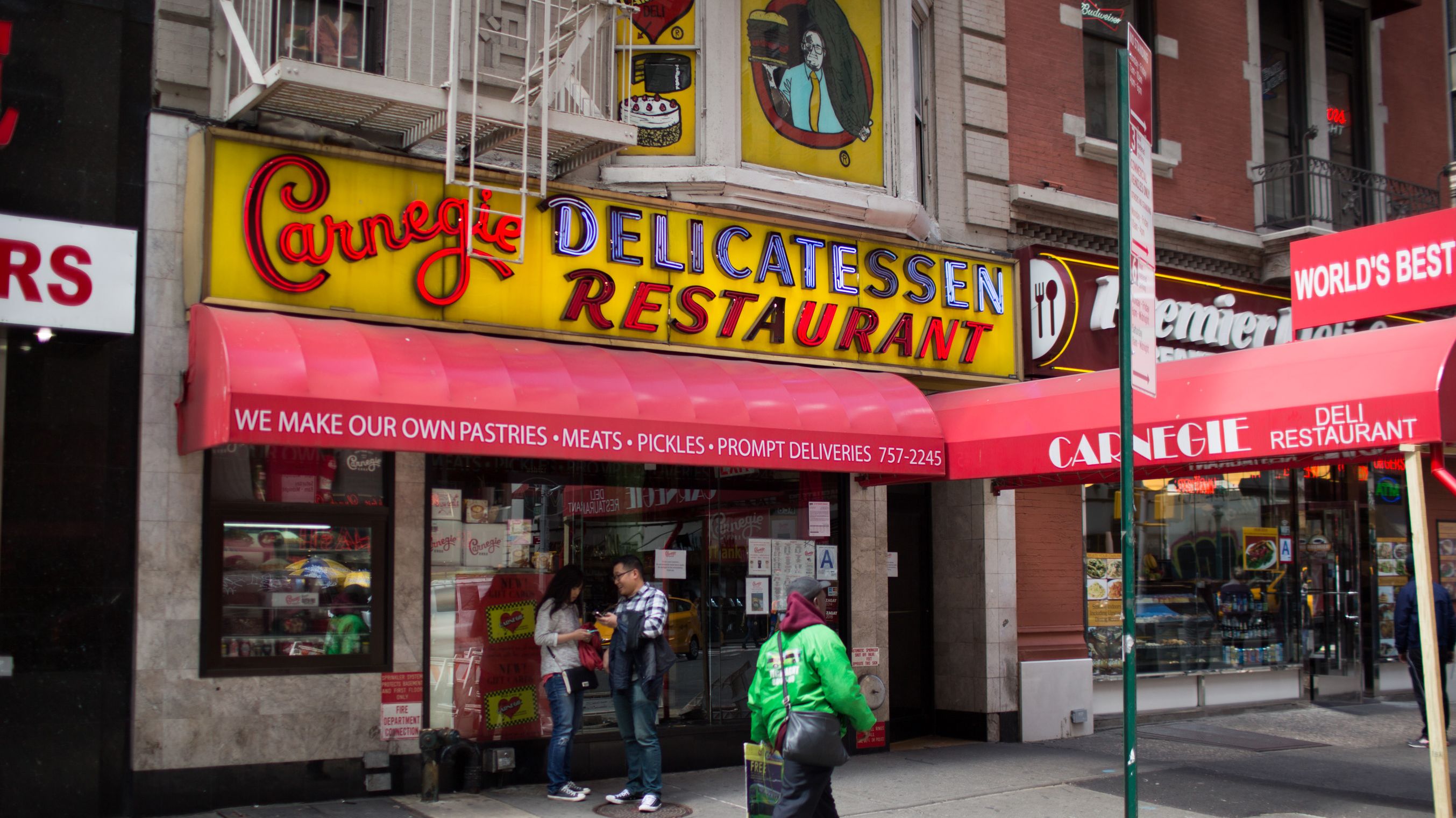 New York City S Legendary Carnegie Deli Is Reopening With 1950s Menu Prices Mental Floss