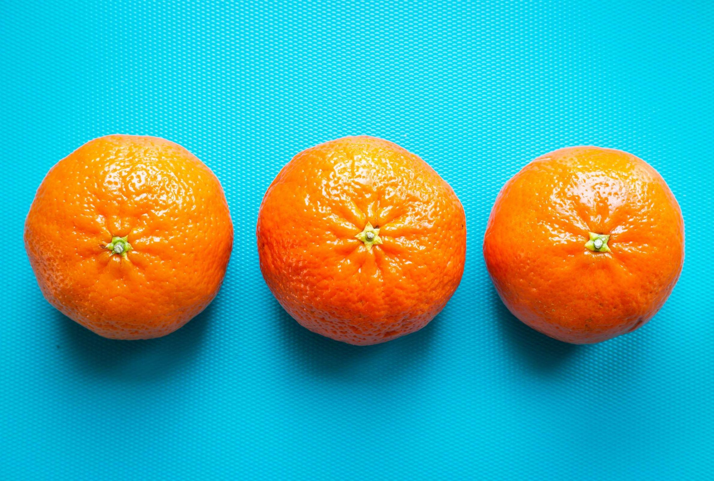 Peel Oranges Fast With This Method - Vimarsana News