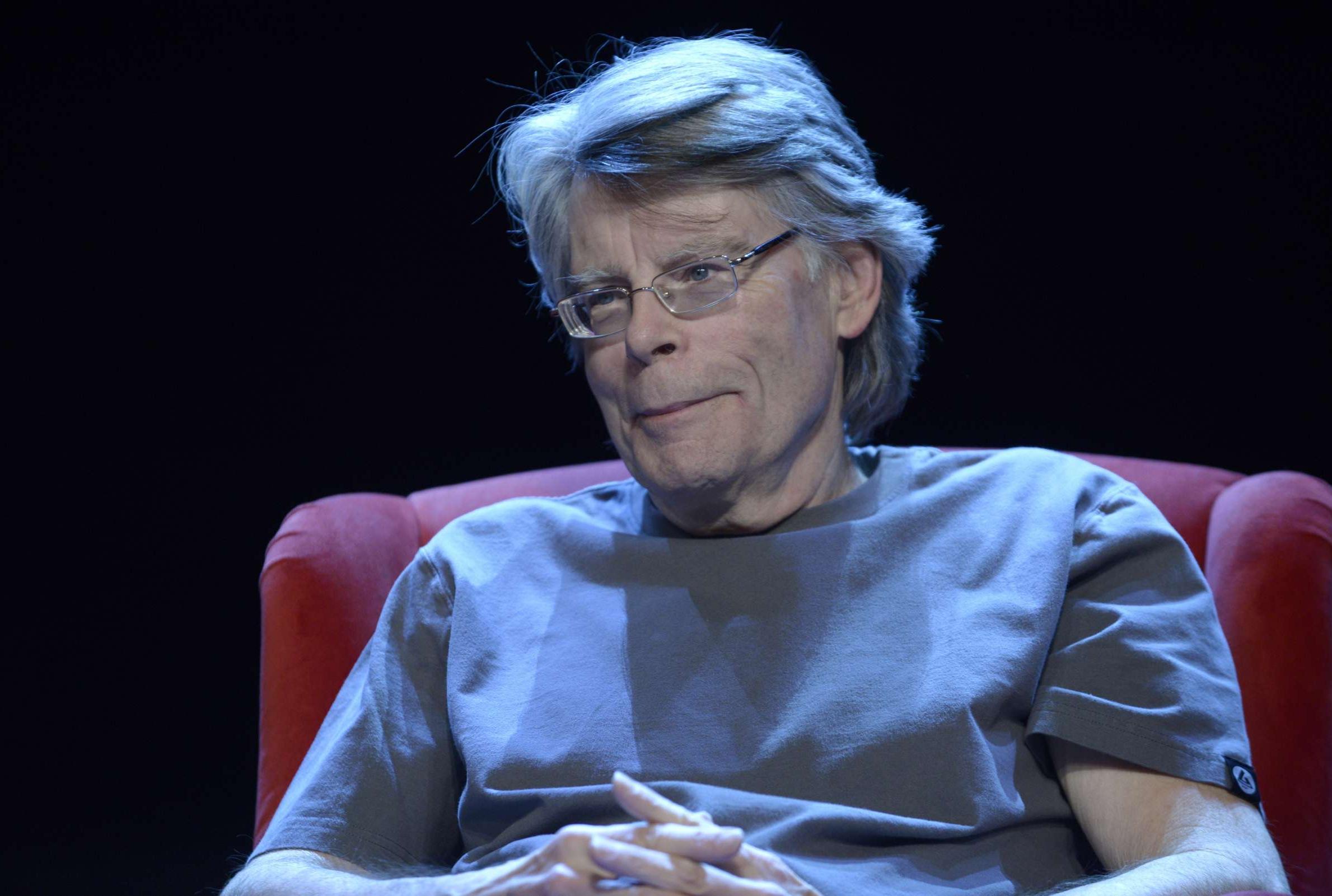 Stephen King Helps Young Mainers Publish Their Pandemic-Inspired Book - Vimarsana News