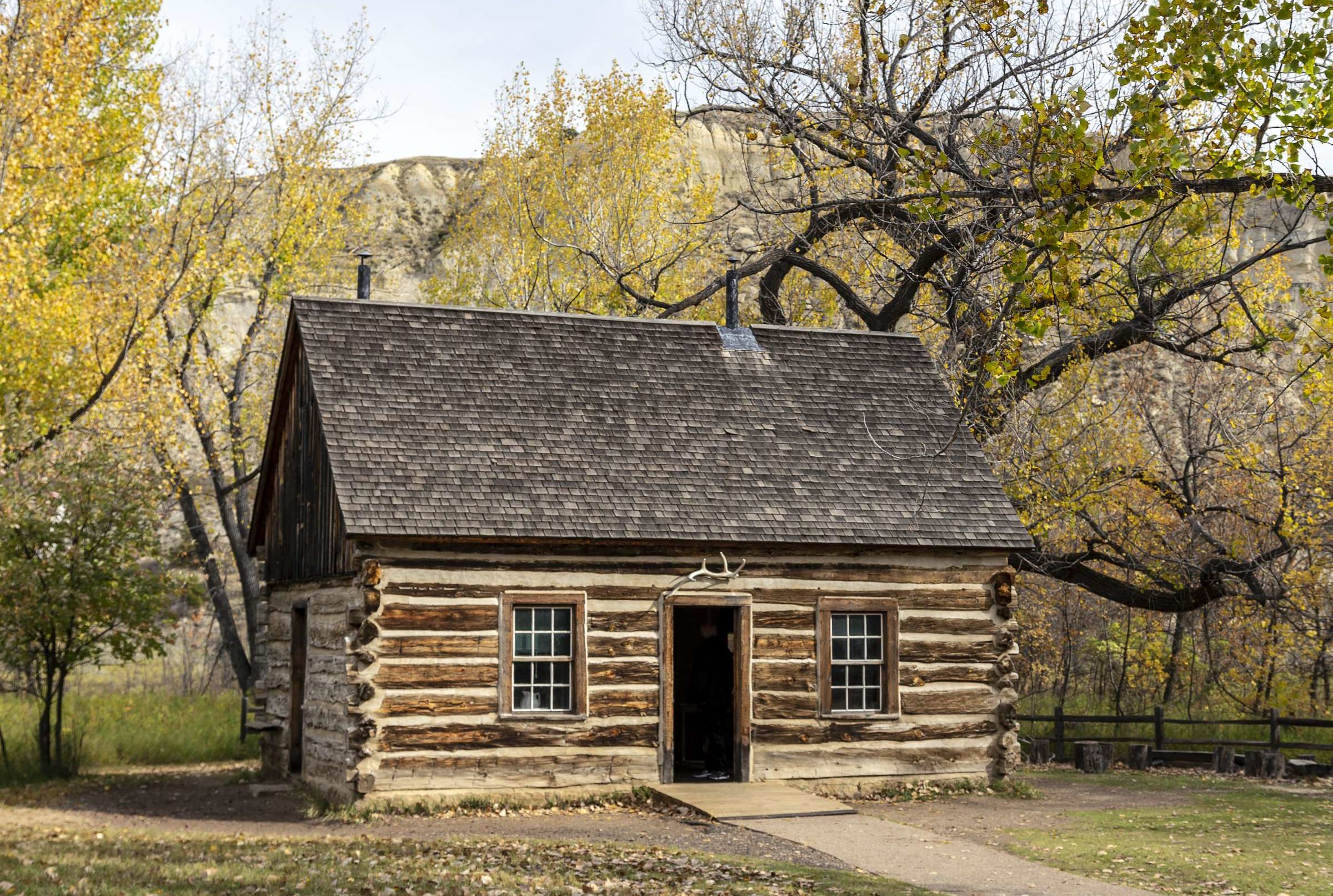 Theodore Roosevelt S Maltese Cross Cabin S Journey Mental Floss