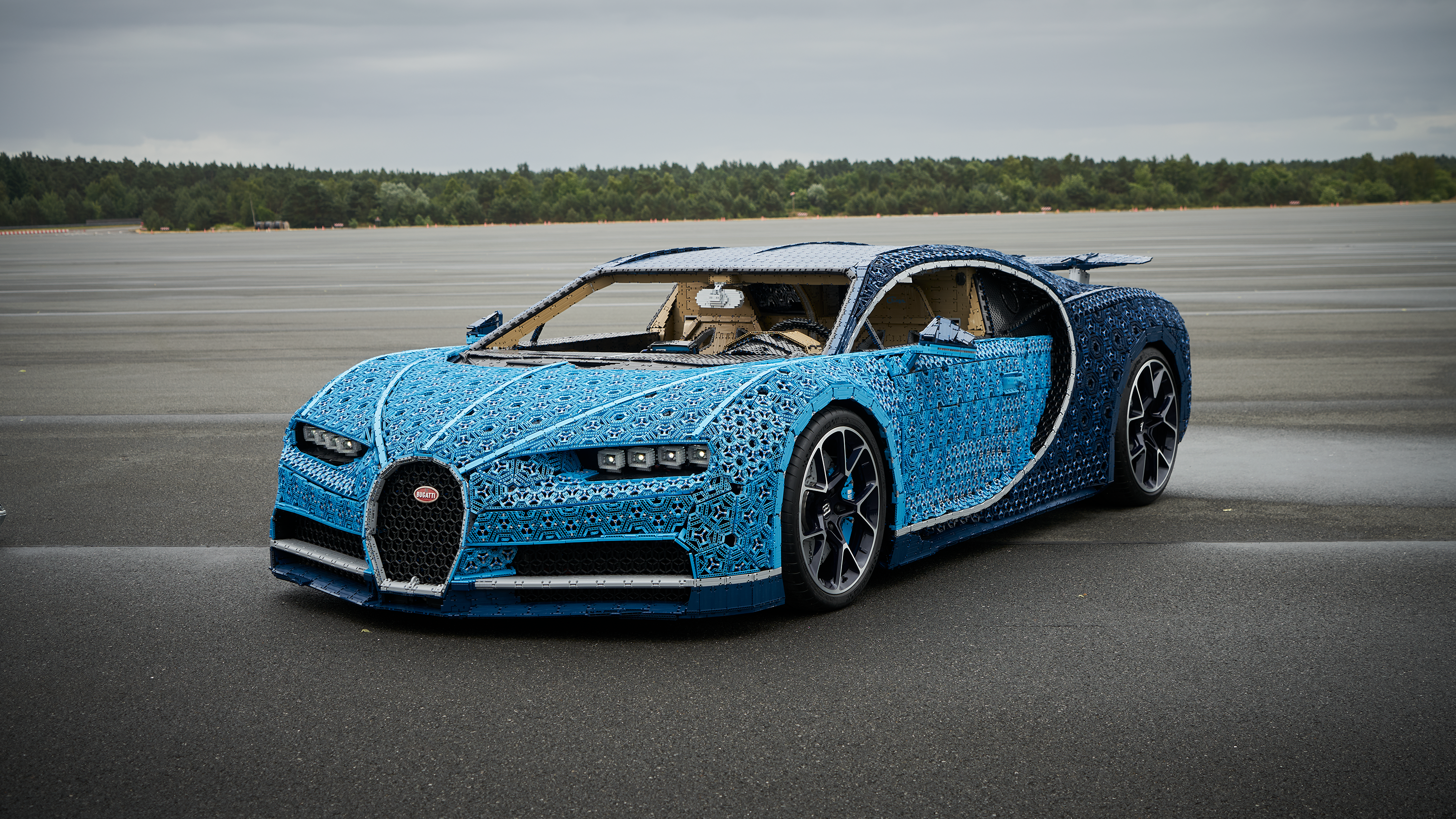 LEGO Built a Life-Sized Bugatti from More Than 1 Million ...