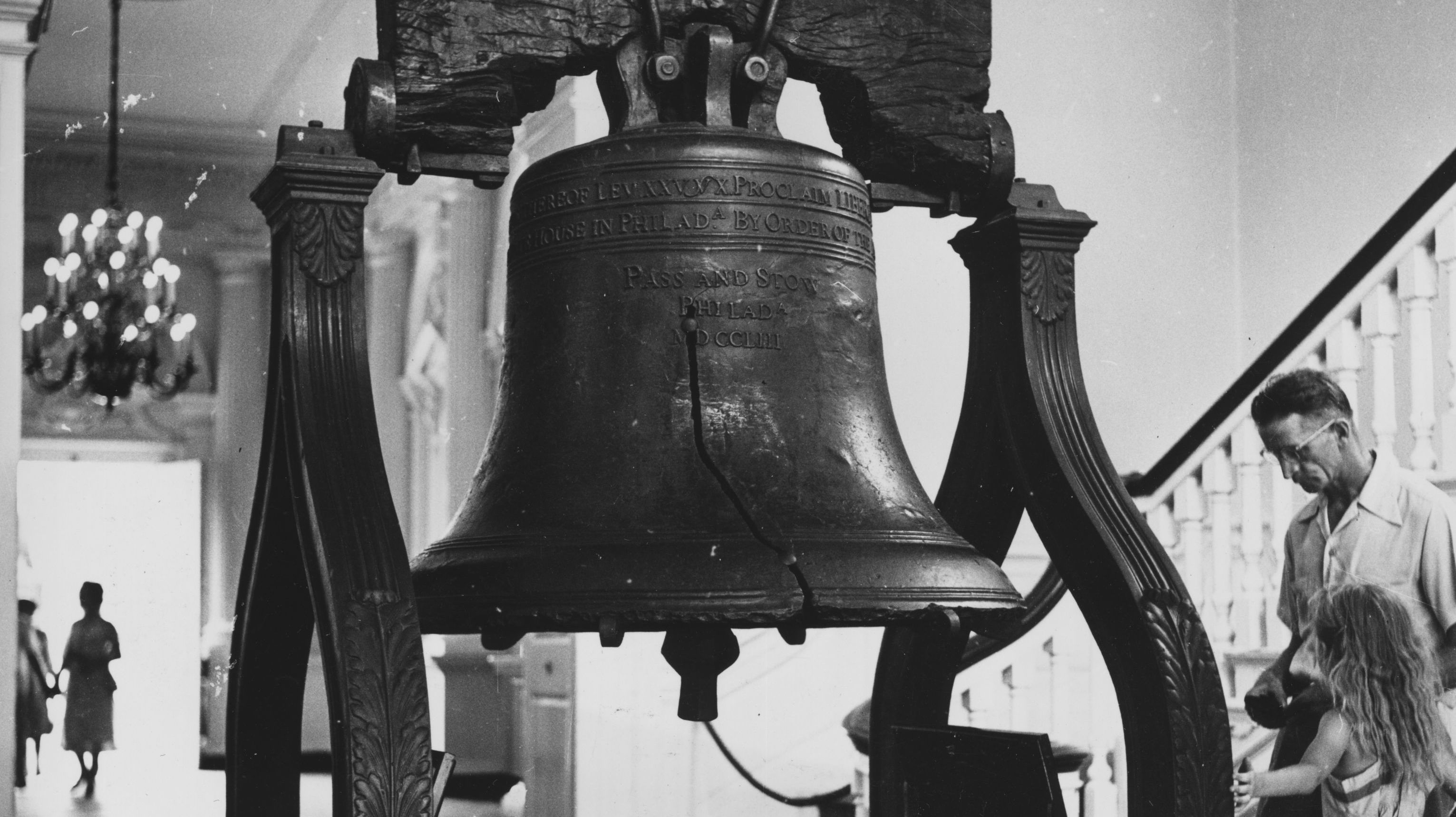 when-the-liberty-bell-went-on-a-national-tour-mental-floss