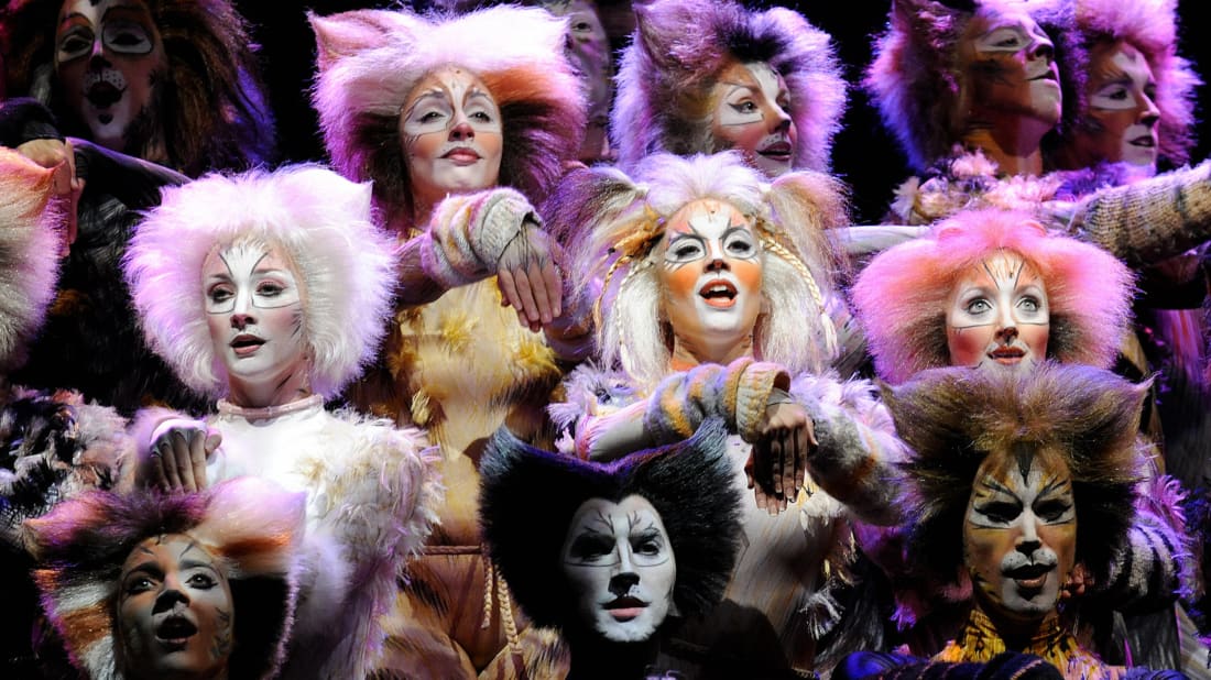 Una scena di Cats musical arrivato a Broadway nel 1982.