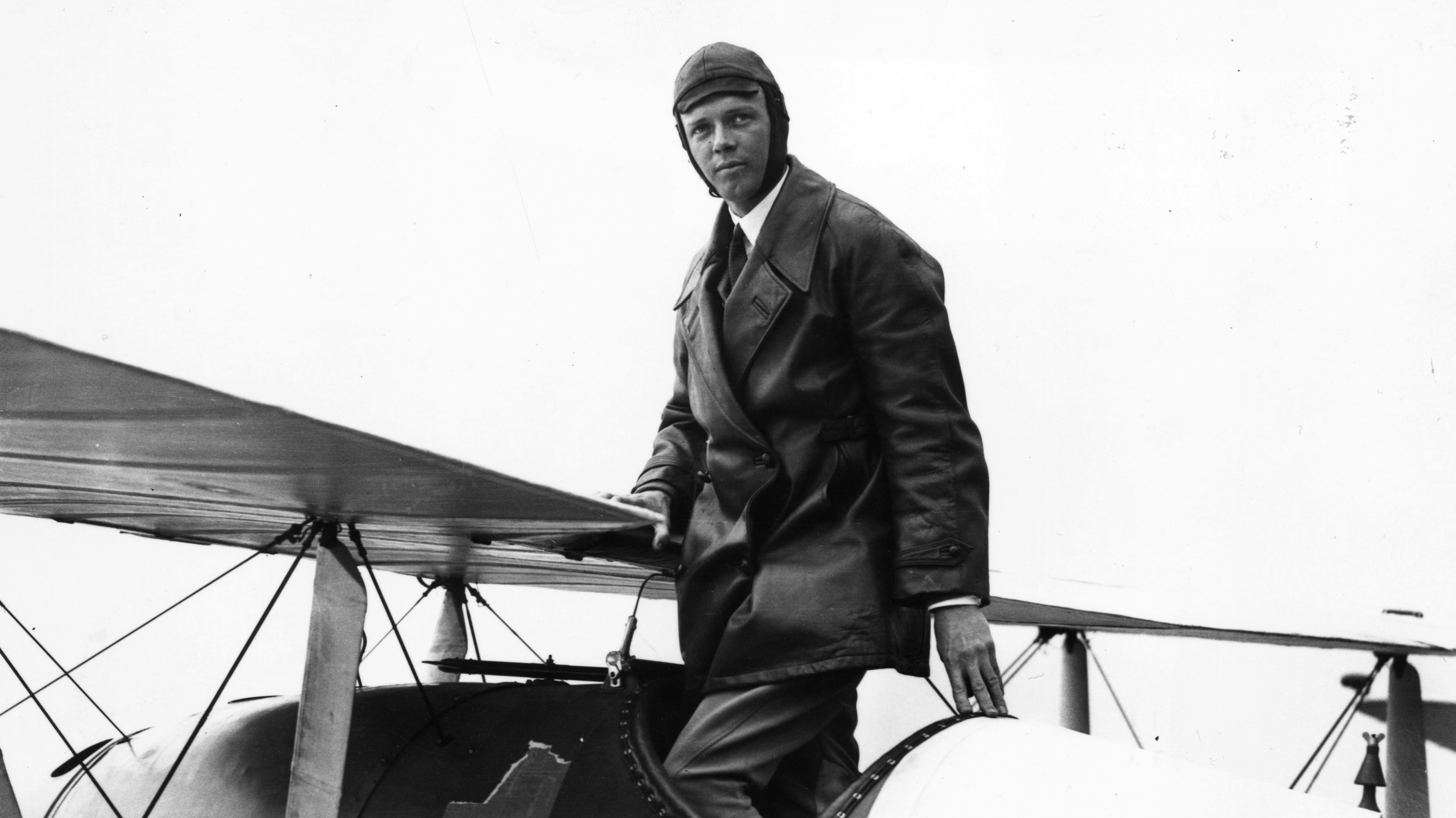 20 May 1927-8x10 Fotografie Portrait Of Captain Charles Lindbergh