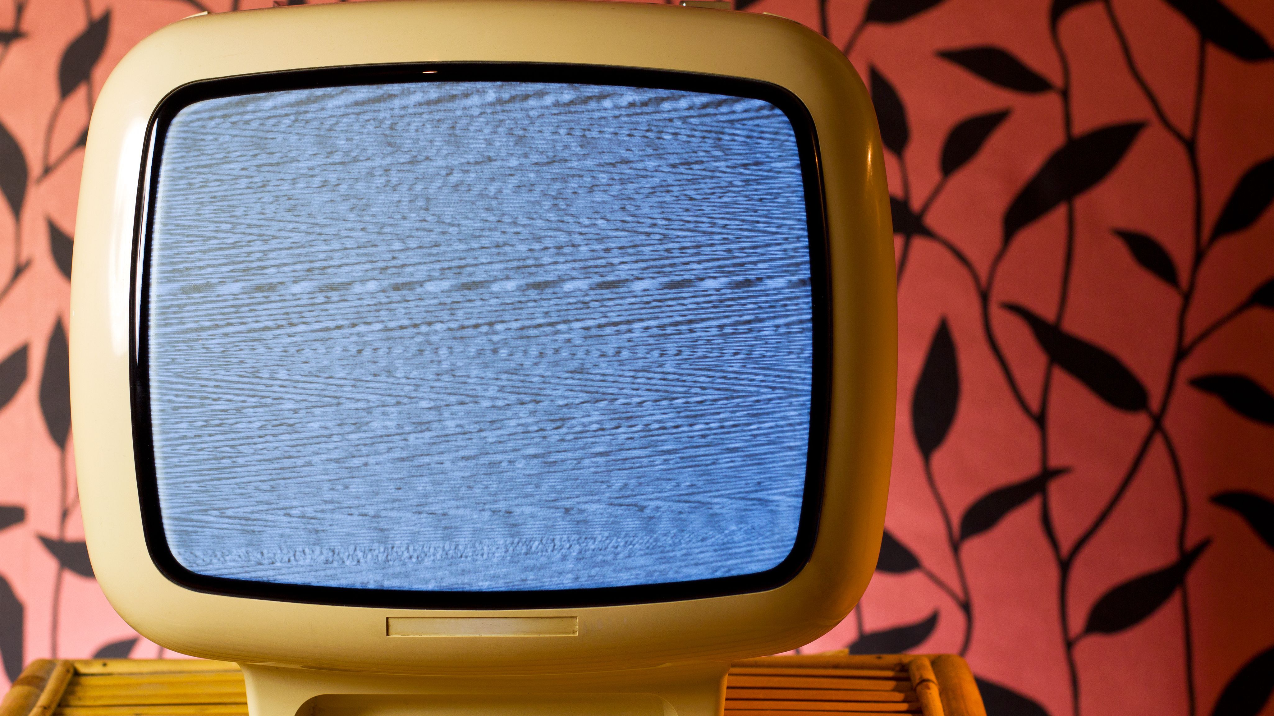 Slow Motion Reveals the Illusions TVs Use to Make Images Move Mental