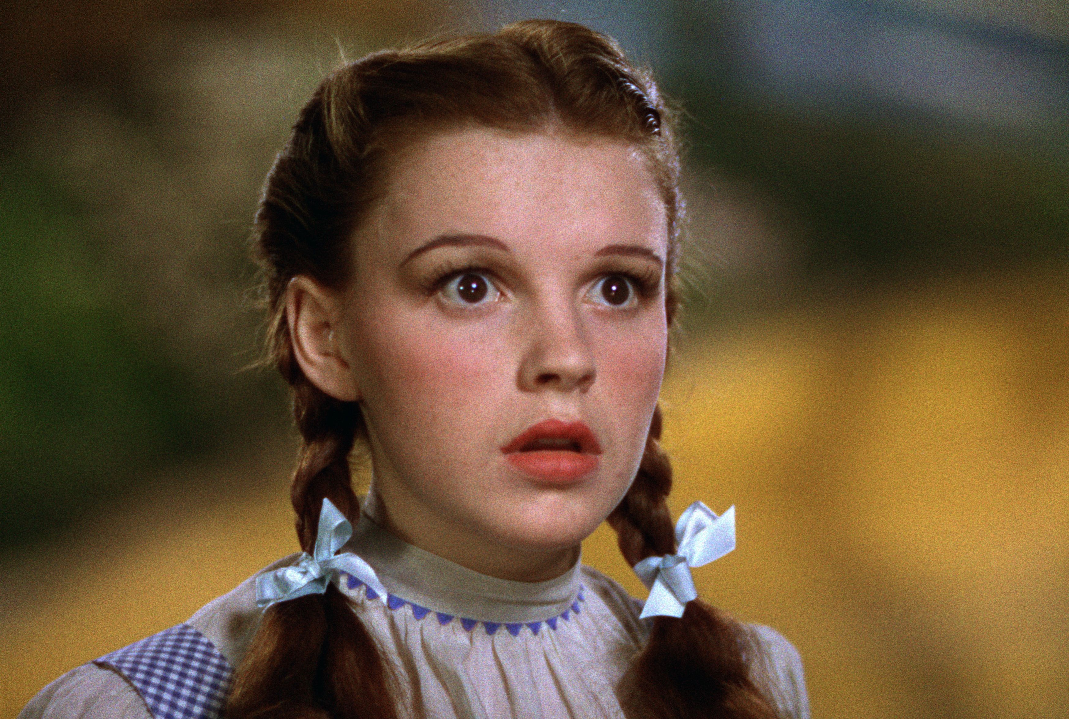 8 Wild The Wizard Of Oz Fan Theories Mental Floss