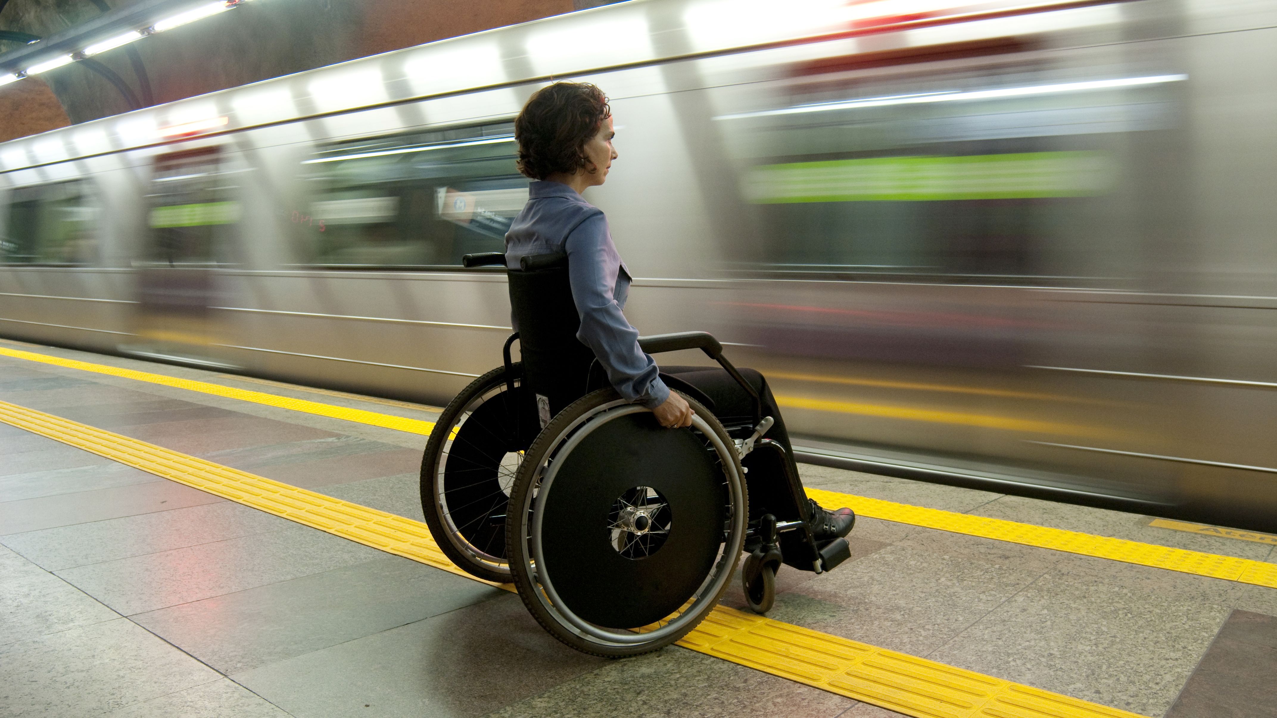 Google Adds 'Wheelchair Accessible' Option to Its Transit Maps | Mental