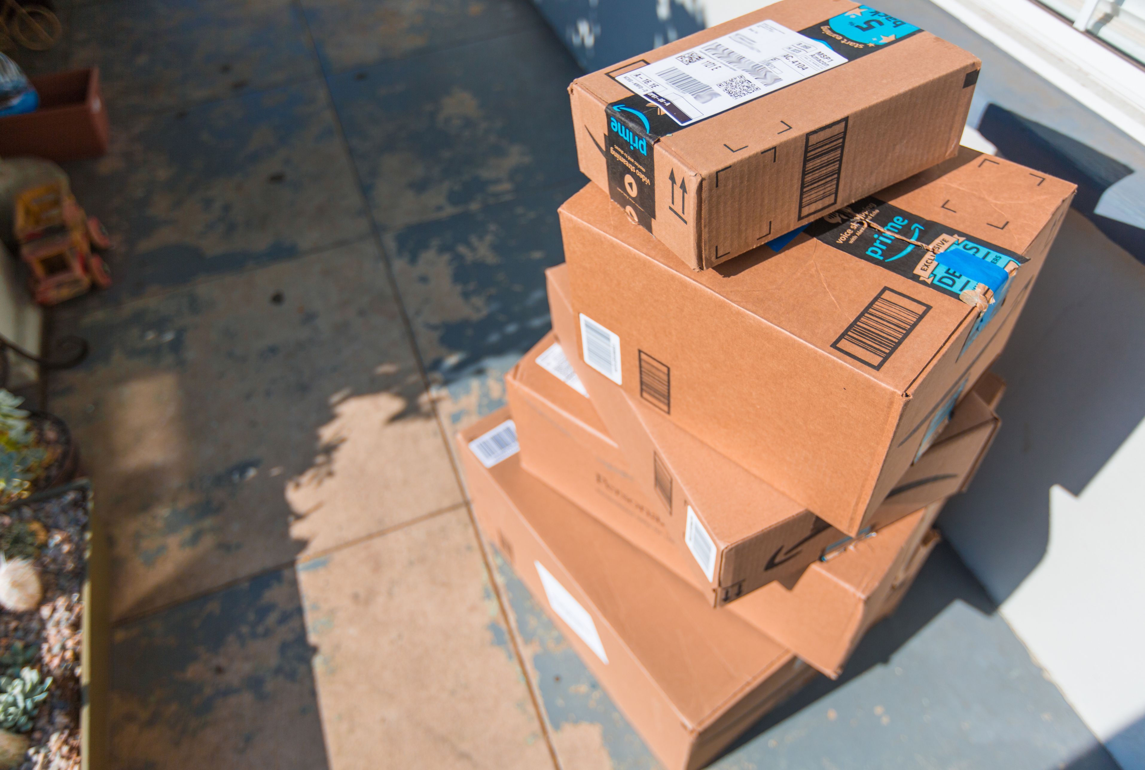 Beware Of Amazon Packages You Didn T Order It Could Be A Scam Mental Floss Beware Of Amazon Packages You Didn T Order It Could Be A Scam Mental Floss
