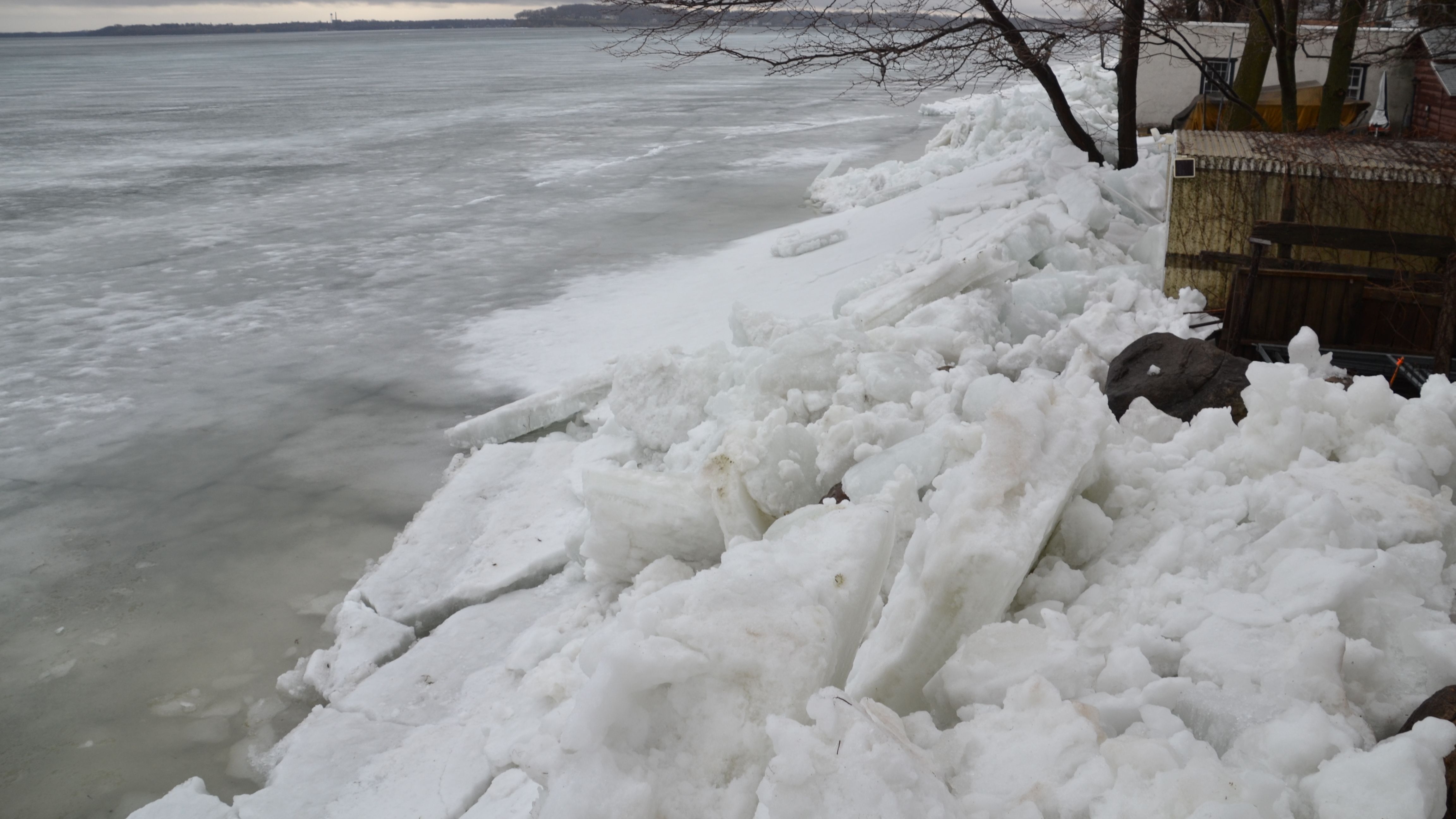 Watch a Rare ‘Ice Tsunami’ Slam Lake Erie | Mental Floss