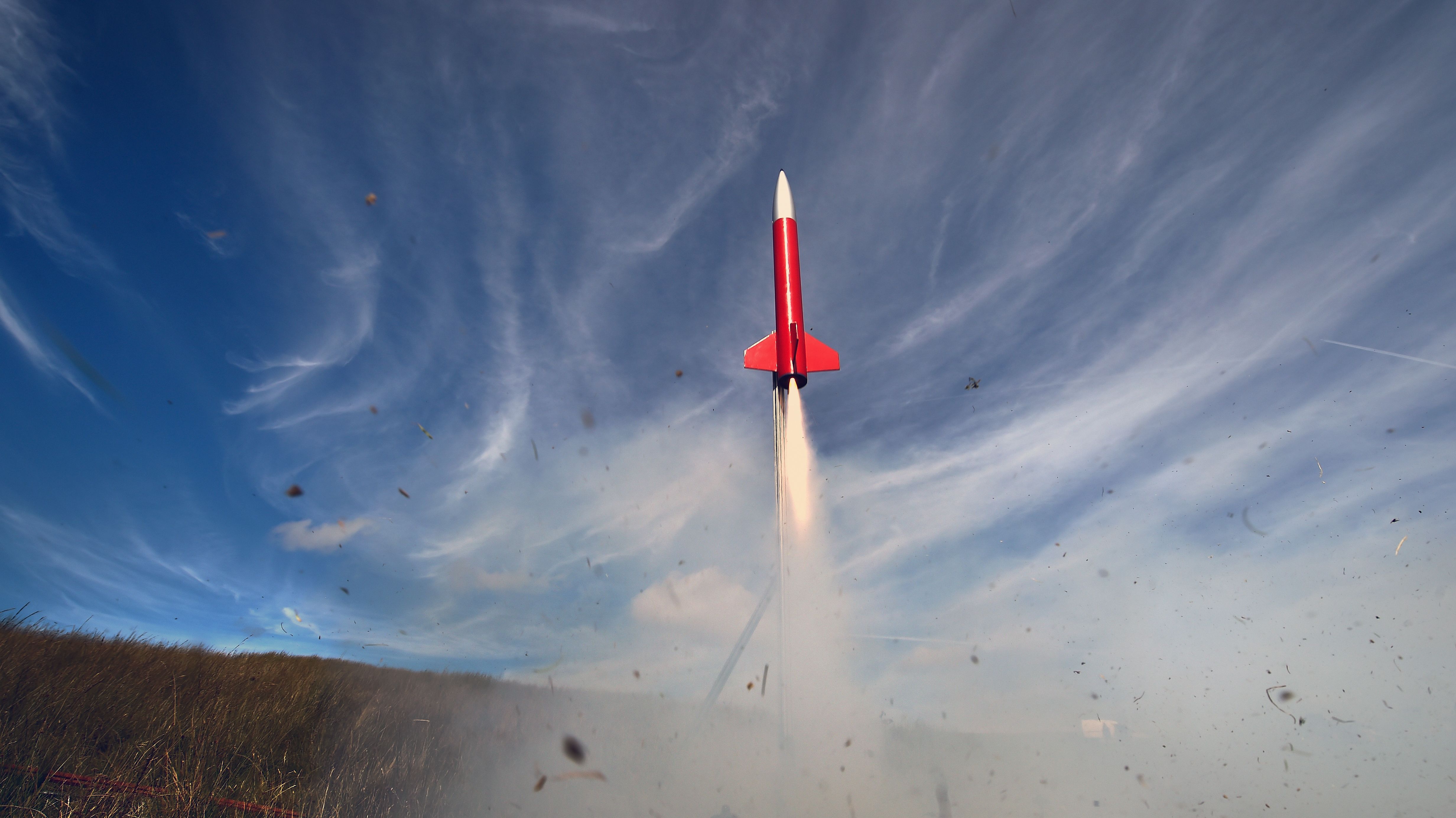 amateur rocketeer space flight