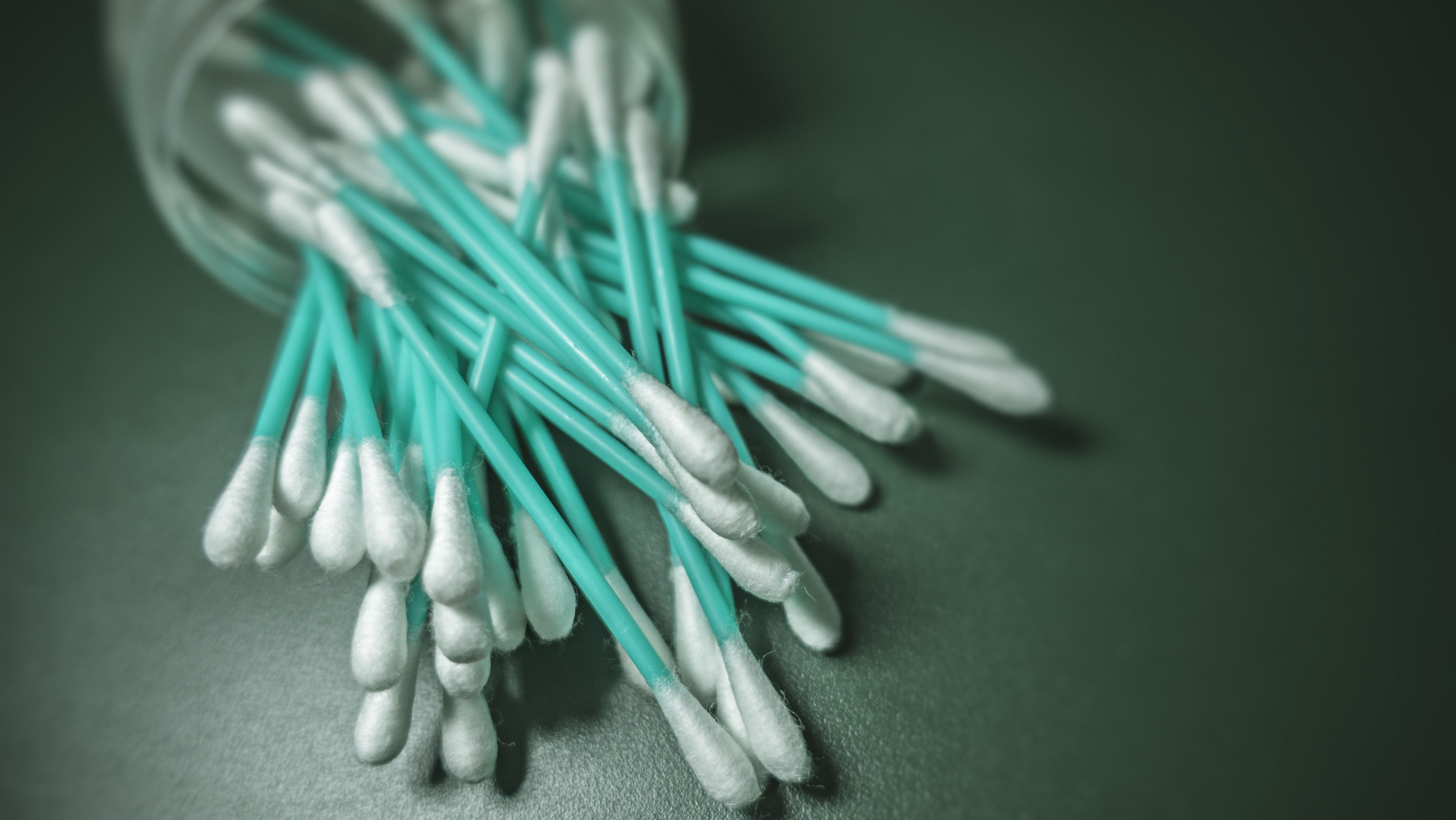 10 Surprising Uses for Cotton Swabs Mental Floss