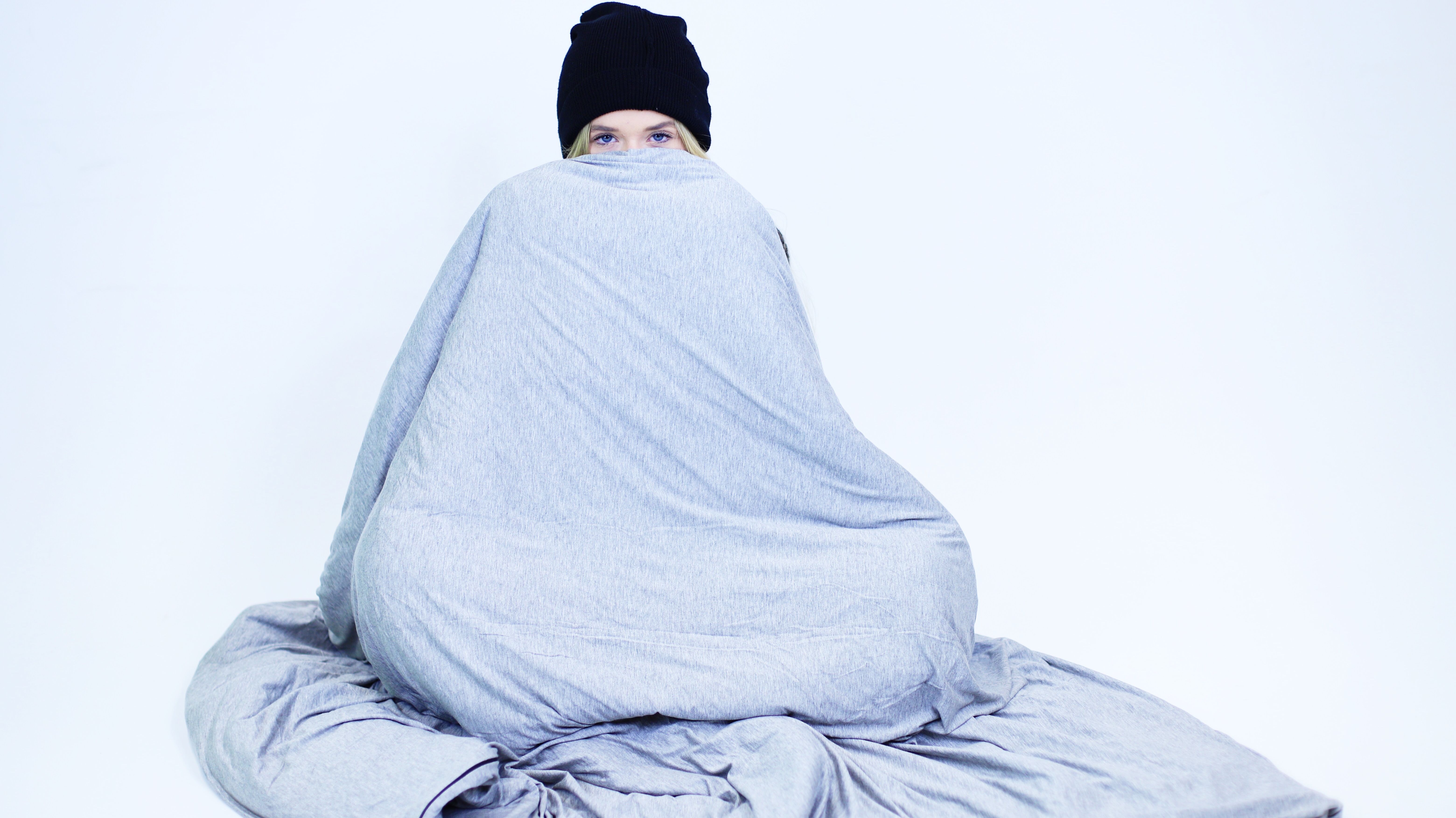 This Cooling Weighted Blanket Helps You Sleep Soundly Without