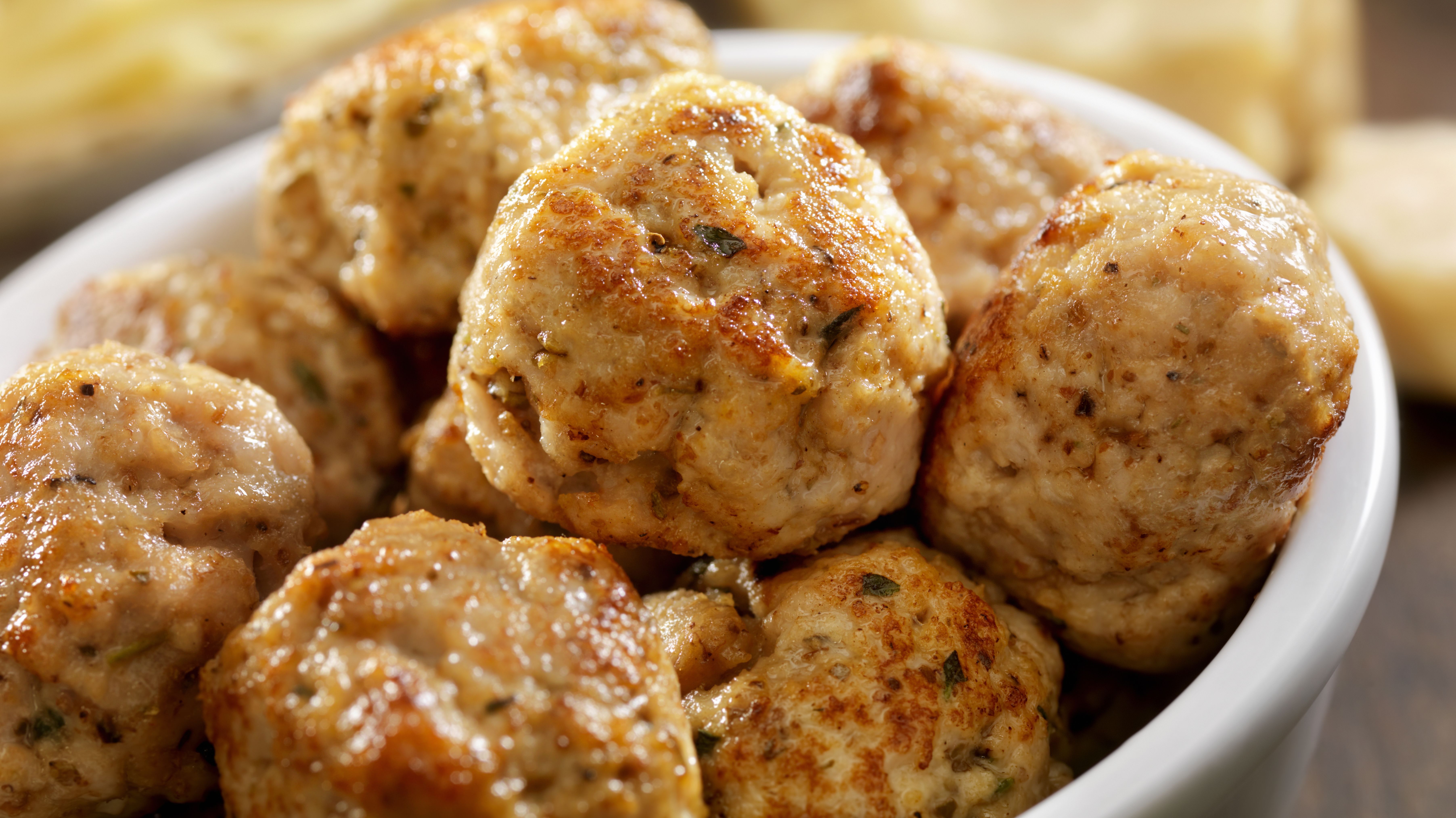 This Macaroni and Cheese Meatball Recipe Is Easy Enough to Make in a