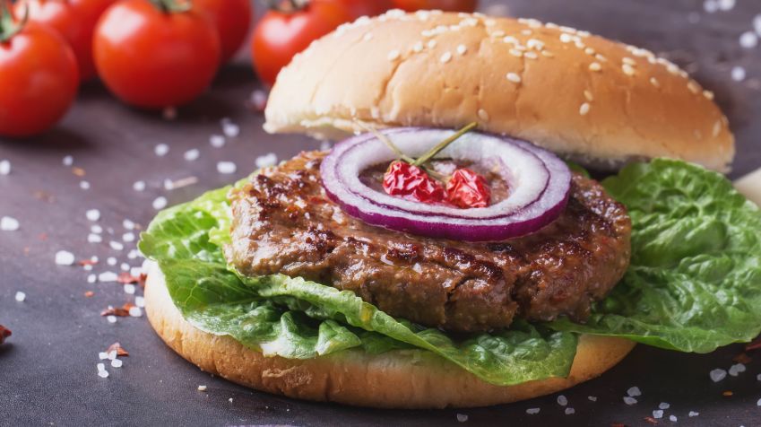 15 Tips from Chefs on Creating the Perfect Burgers | Mental Floss