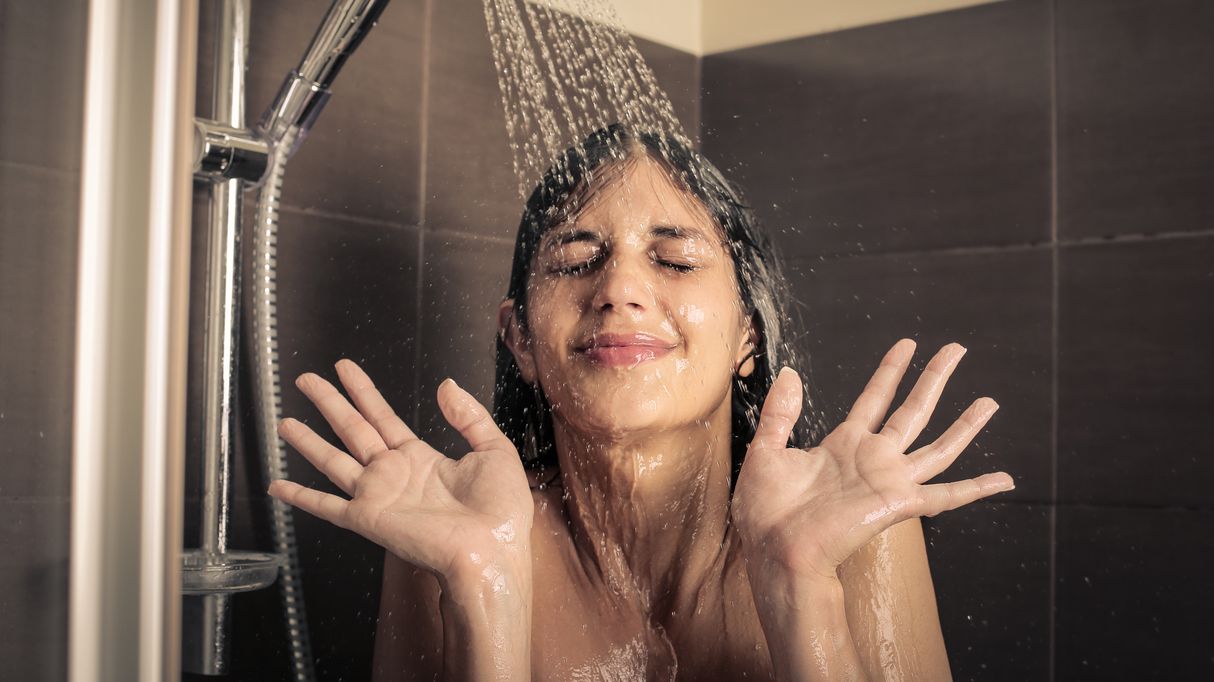There S A Reason Why It Smells Extra Gross If You Fart In The Shower Mental Floss