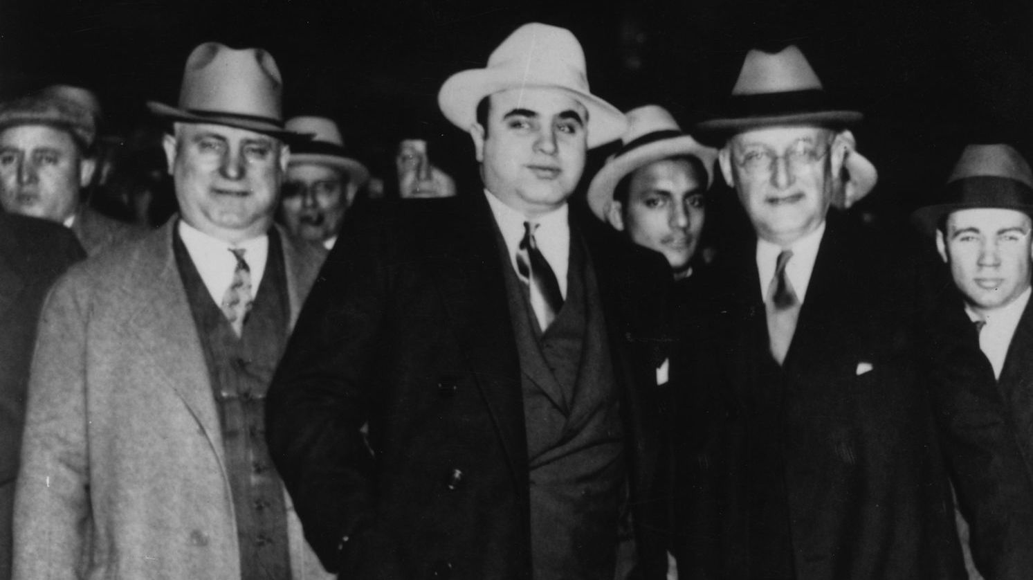 How Al Capone Gave Us the Term ‘Money Laundering’ | Mental Floss