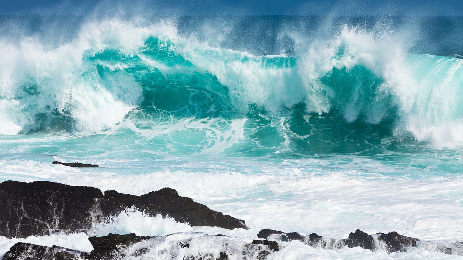 Monster Wave Rocks The Southern Ocean Mental Floss
