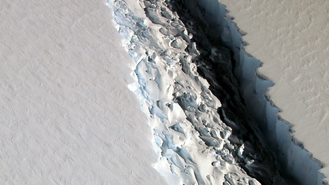 John Sonntag, NASA // Public Domain