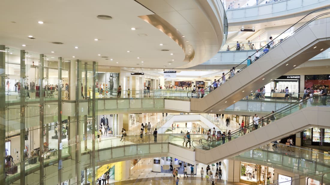 5 Psychological Tricks That Malls Use To Make You Spend More Money