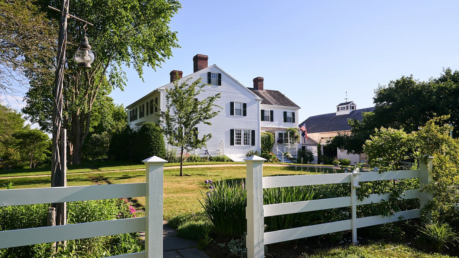 The Maine Farm That Inspired ‘Charlotte’s ’ Is Up for Sale Mental