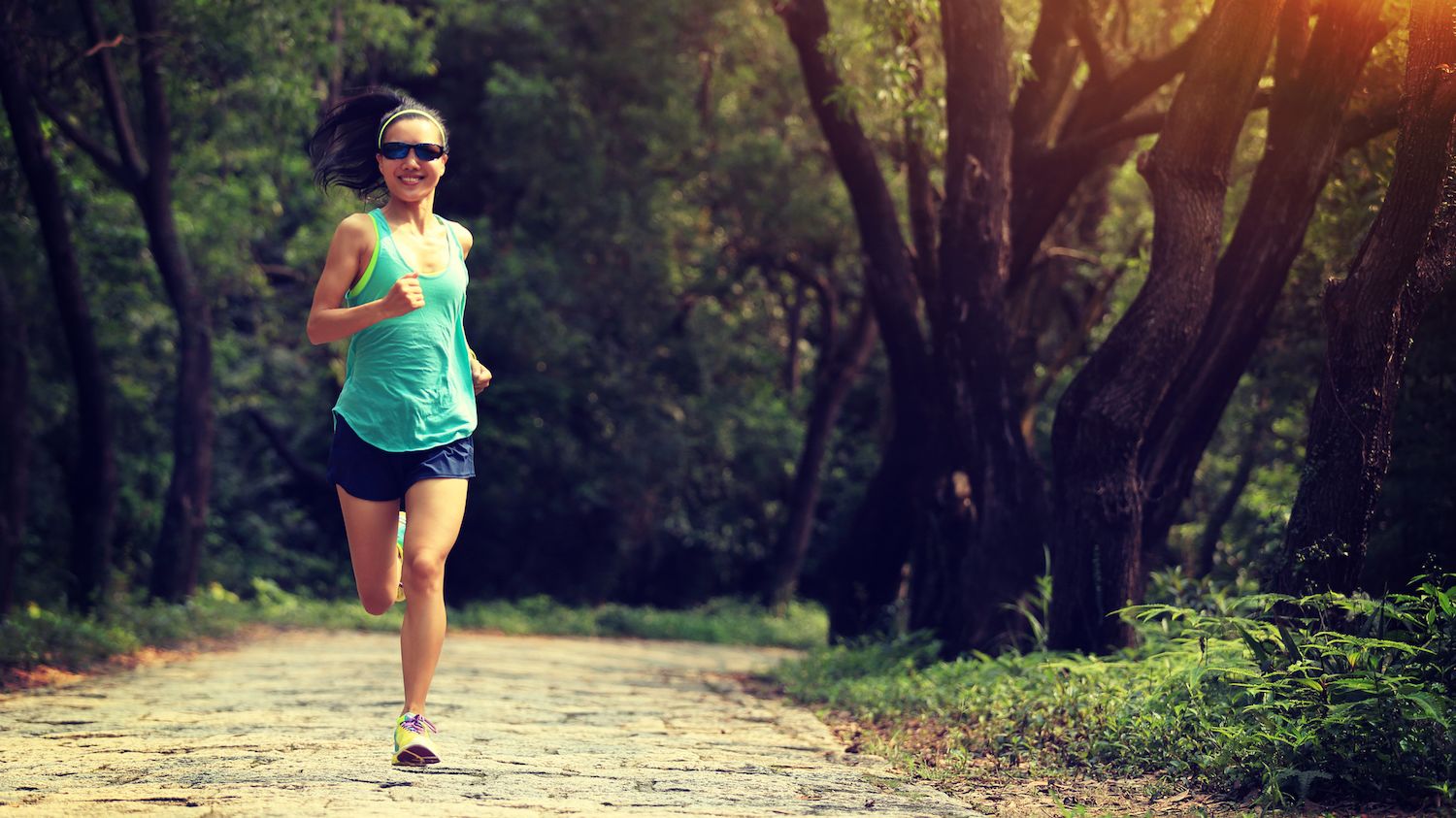 Should You Heat Up or Cool Down for a Better Summer Workout? Mental Floss