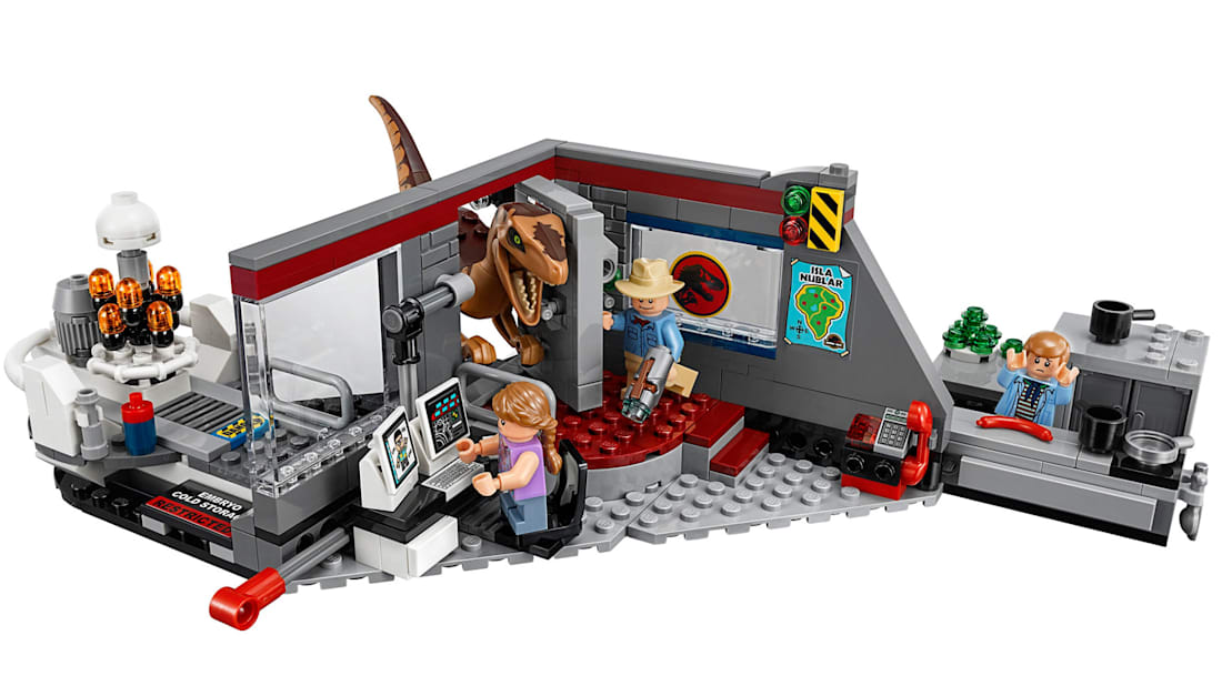 velociraptor chase lego
