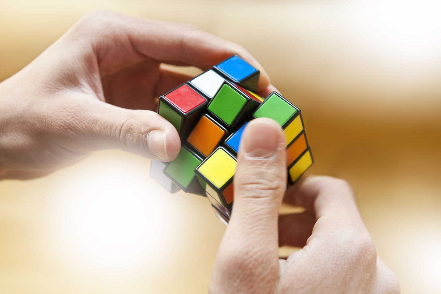 Lightning Fast Teen Sets New Rubik S Cube World Record Mental Floss Lightning Fast Teen Sets New Rubik S Cube World Record Mental Floss