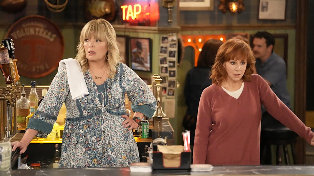 HAPPY'S PLACE -- "Pilot" -- Pictured: (l-r) Melissa Peterman as Gabby, Reba McEntire as Bobbie -- (Photo by: Casey Durkin/NBC)