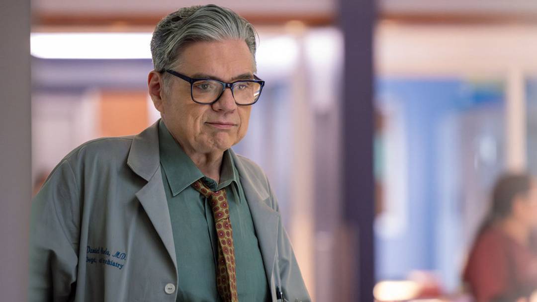 CHICAGO MED -- "Things Left Unsaid" Episode 1118 -- Pictured: Oliver Platt as Dr. Daniel Charles CHICAGO MED -- "Things Left Unsaid" Episode 1118 -- Pictured: Oliver Platt as Dr. Daniel Charles