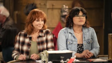 HAPPY'S PLACE -- "Pilot" -- Pictured: (l-r) Reba McEntire as Bobbie, Belissa Escobedo as Isabella -- (Photo by: Casey Durkin/NBC)